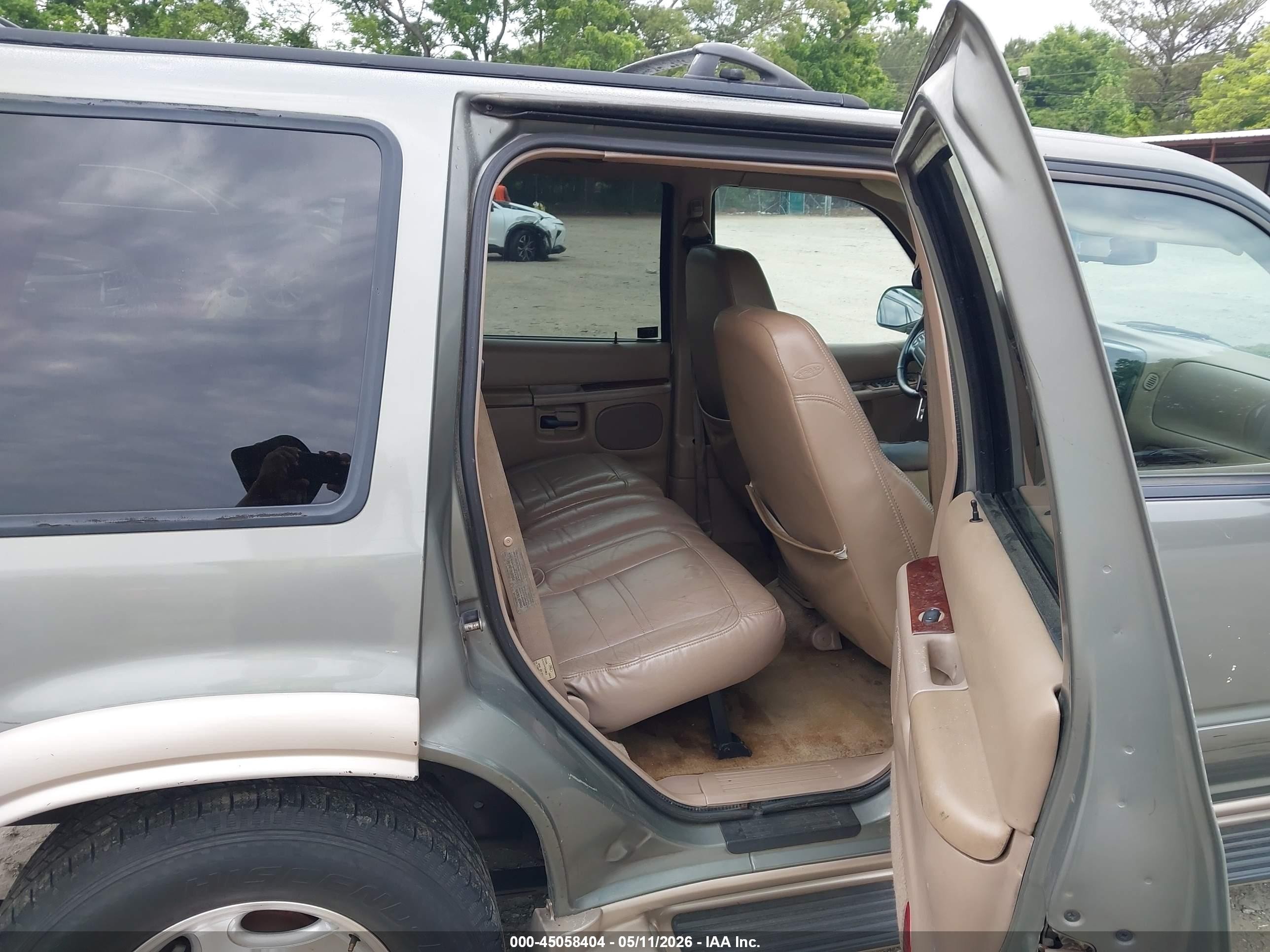1999 Ford Explorer Eddie Bauer/limited Edition/xlt Green vin: 1FMDU32P3XUA70043