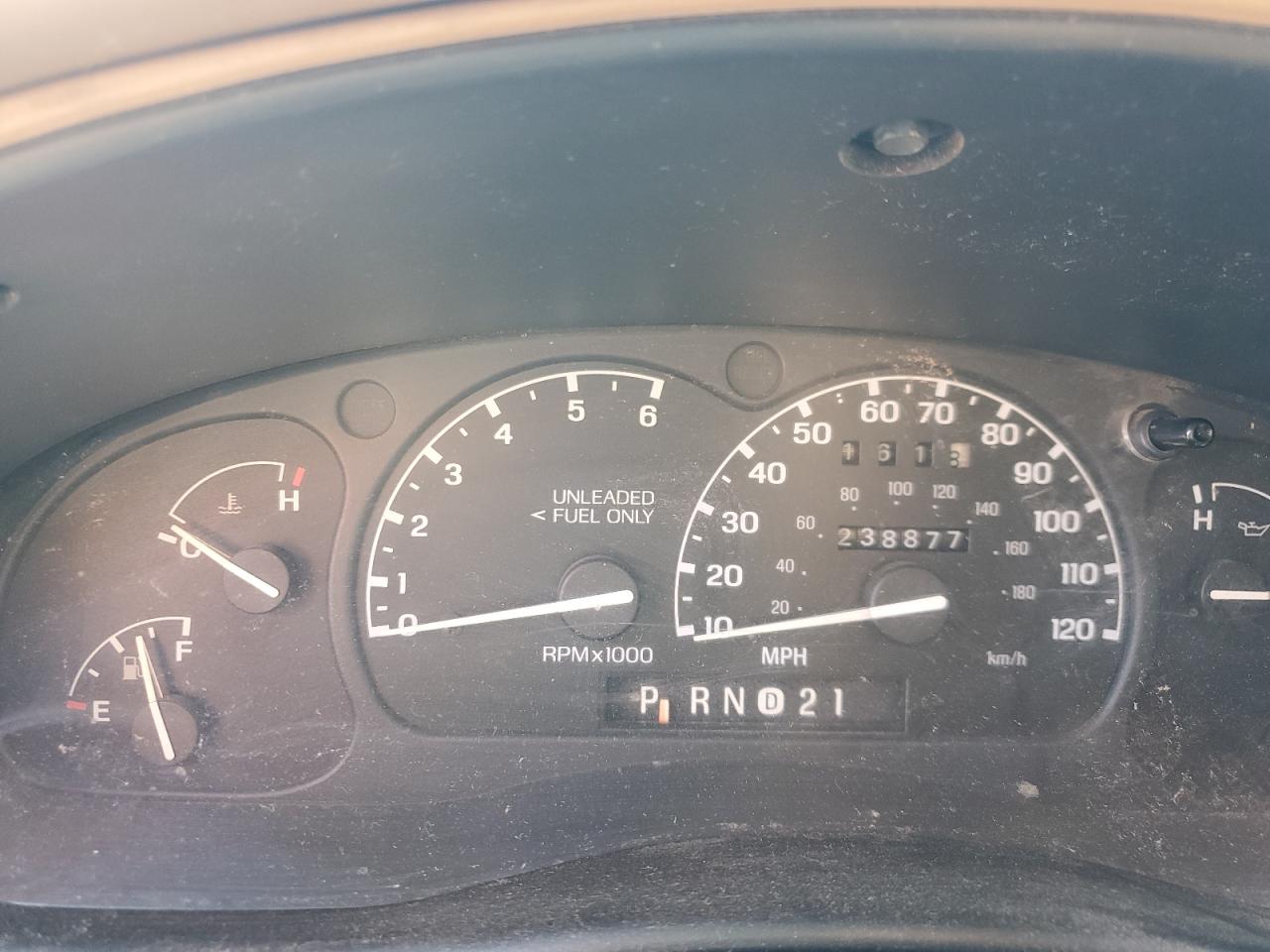 1996 Ford Explorer Burgundy vin: 1FMDU32X0TZB52597