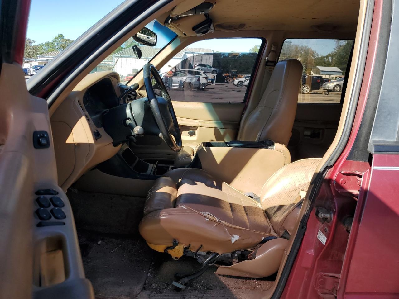 1996 Ford Explorer Burgundy vin: 1FMDU32X0TZB52597