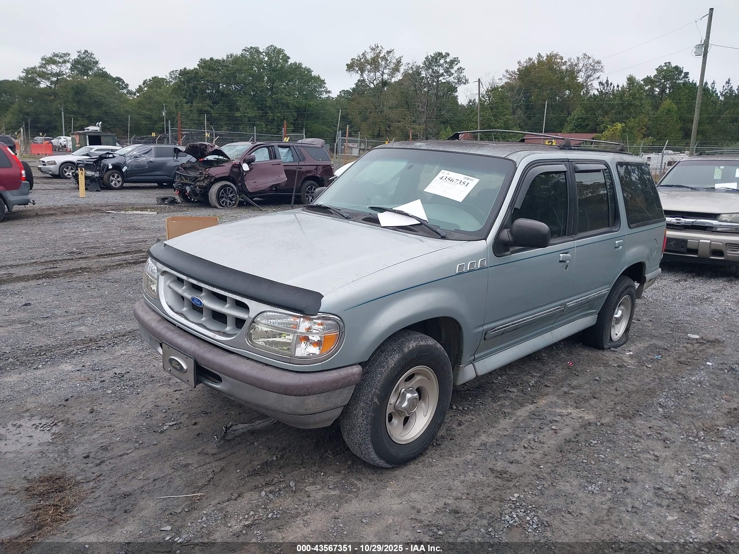 1995 Ford Explorer   Green vin: 1FMDU32X1SZB33555