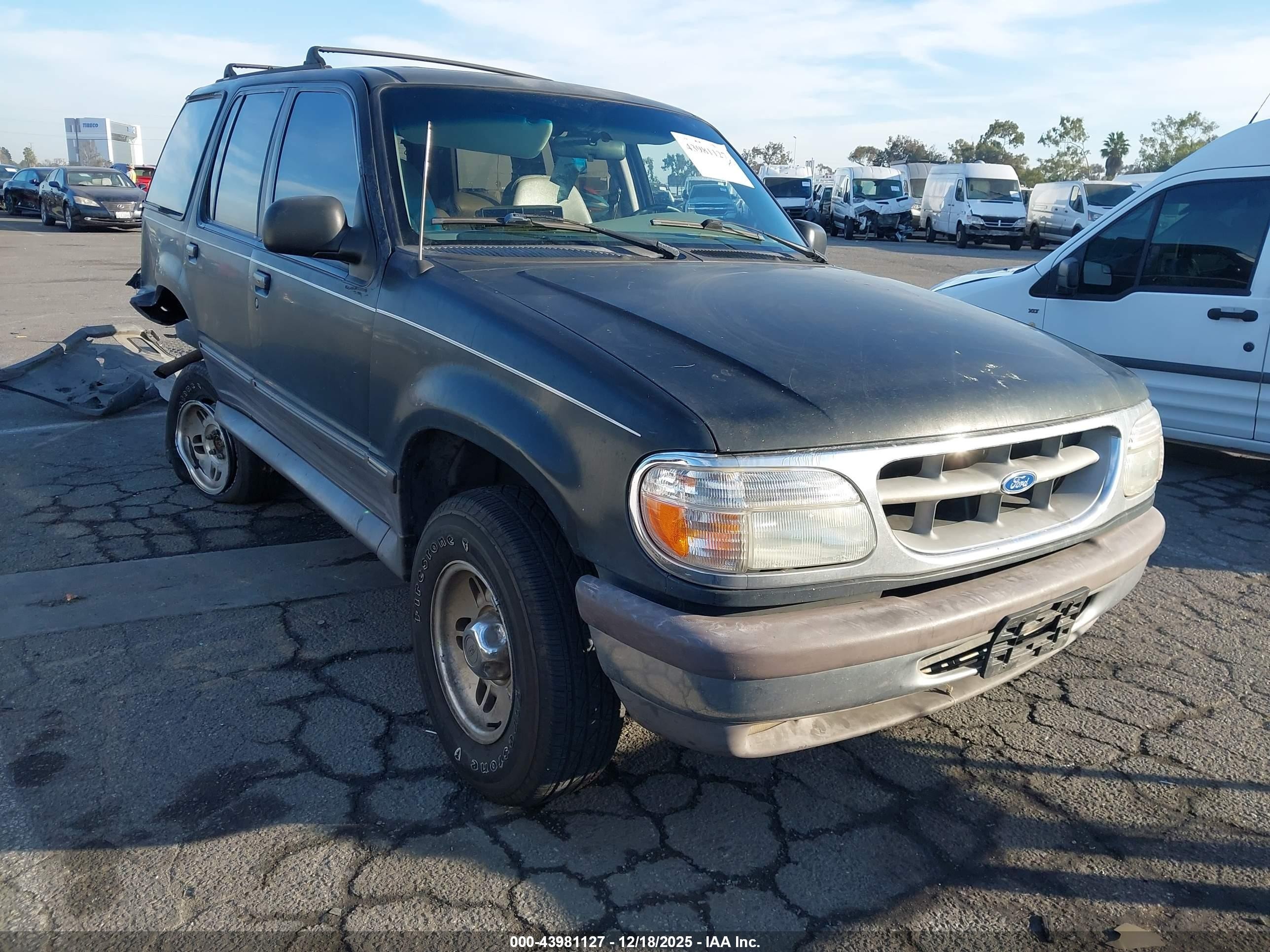 1995 Ford Explorer   Gray vin: 1FMDU32X1SZB90998