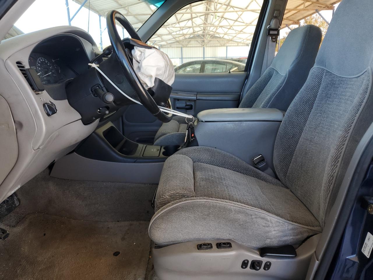 1995 Ford Explorer Blue vin: 1FMDU32X2SUB97231