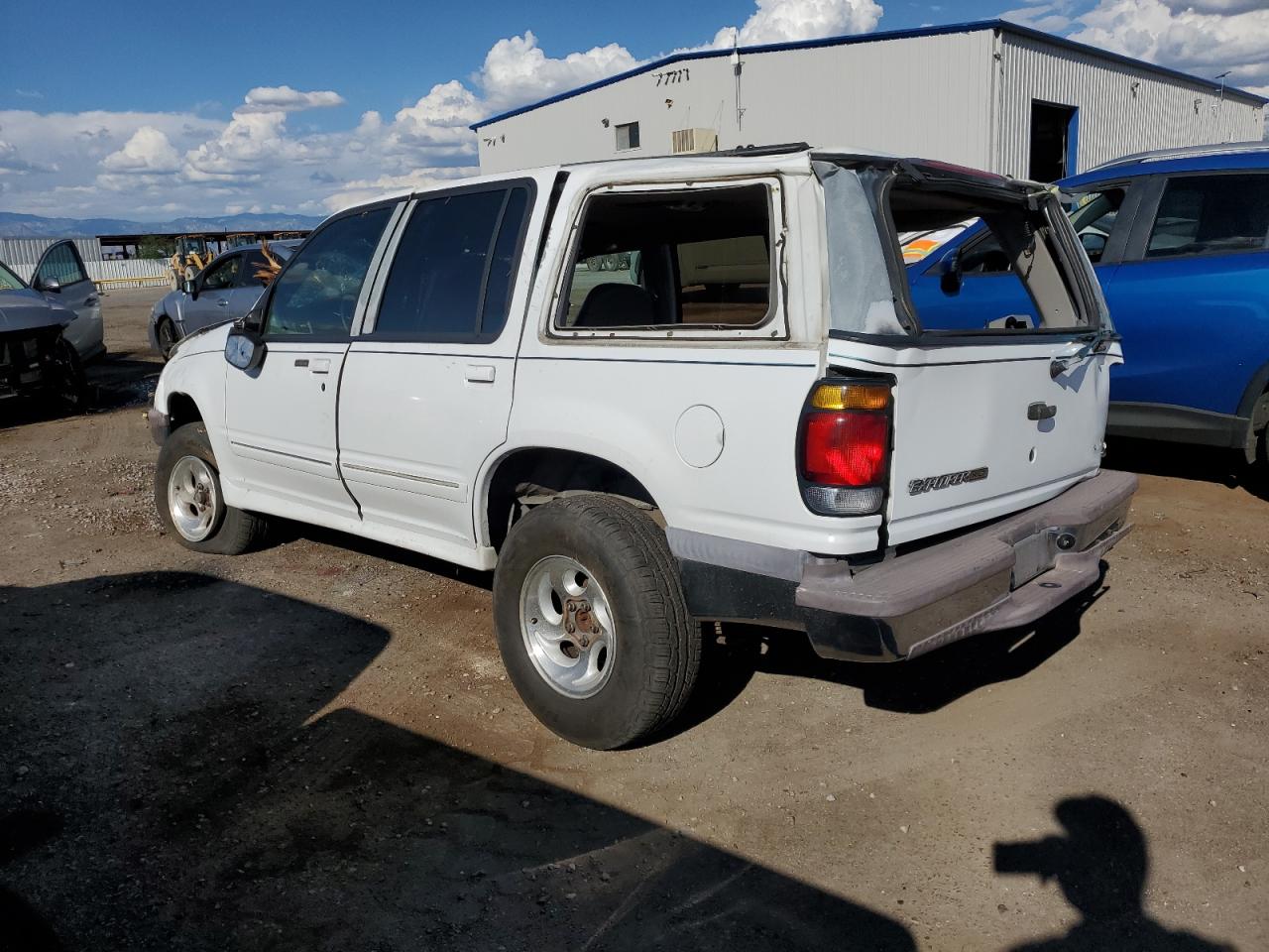 1995 Ford Explorer Белый vin: 1FMDU32X2SZB30745