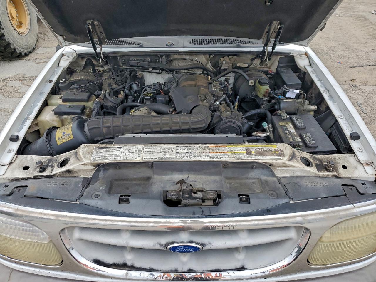 1995 Ford Explorer White vin: 1FMDU32X4SZA90720