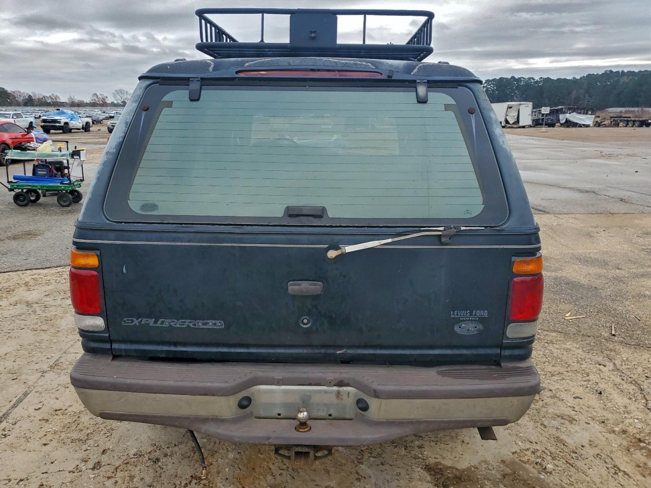 1996 Ford Explorer Black vin: 1FMDU32X4TUA07723