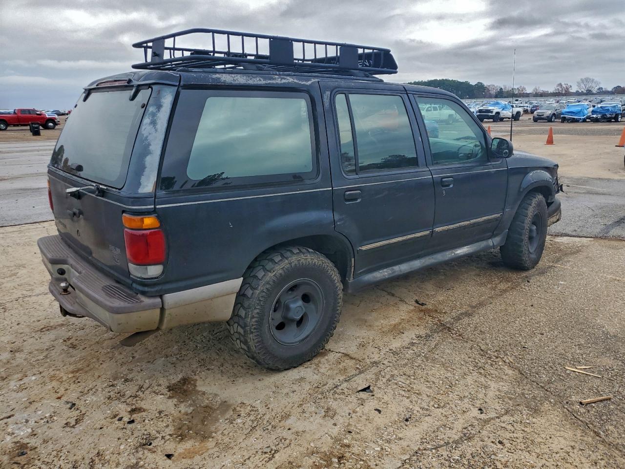 1996 Ford Explorer Black vin: 1FMDU32X4TUA07723