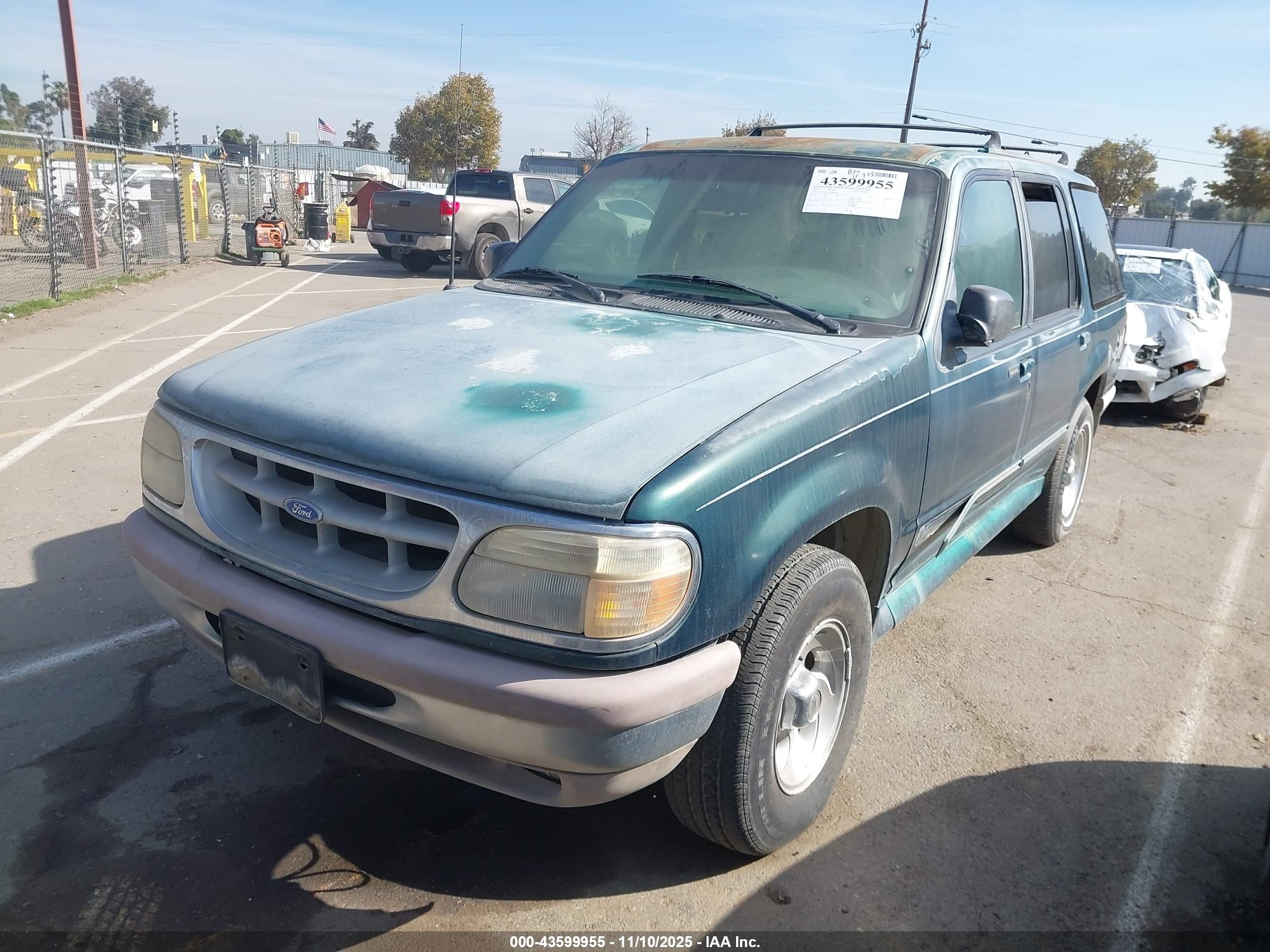 1995 Ford Explorer   Green vin: 1FMDU32X5SZB03474