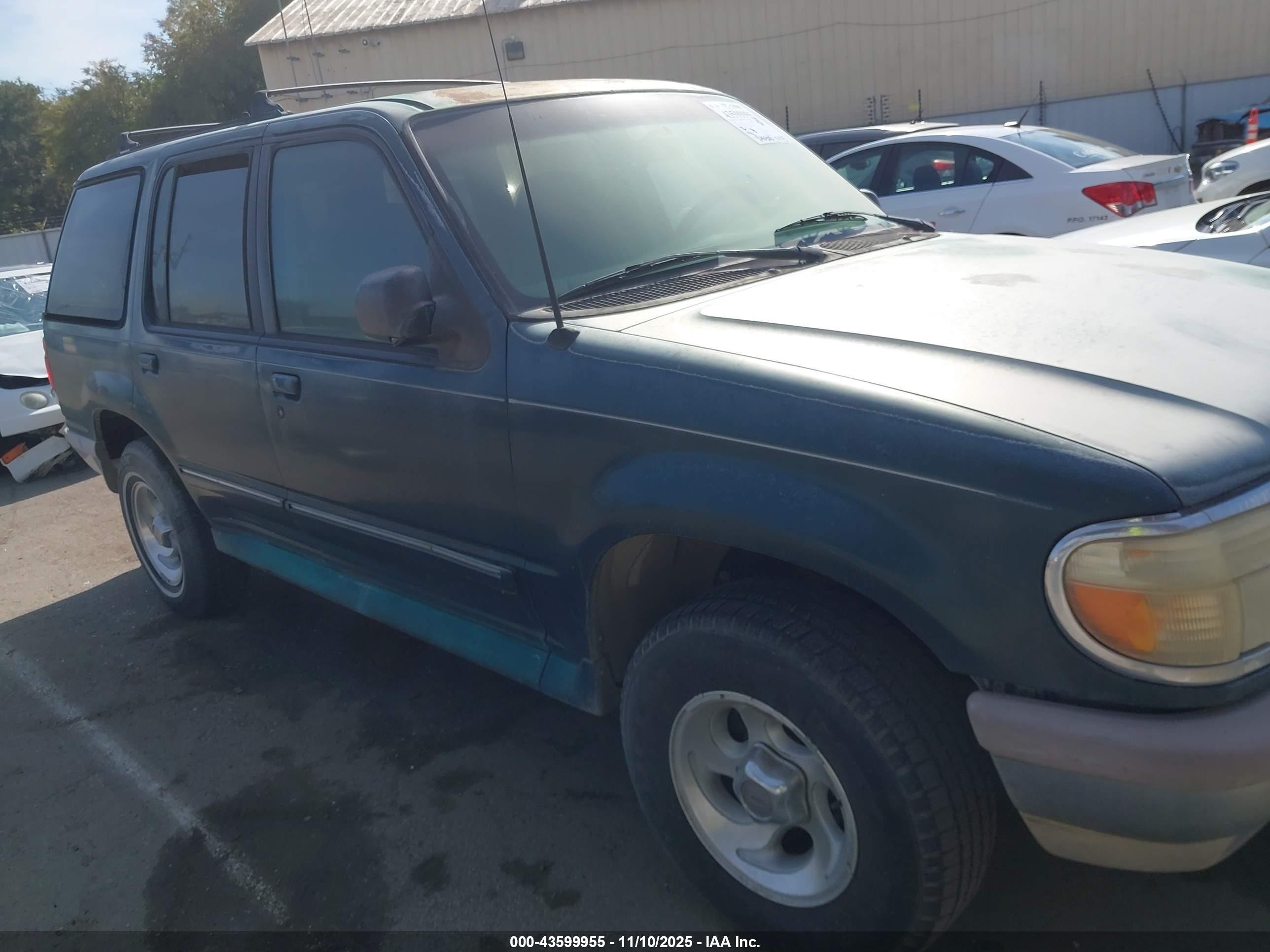 1995 Ford Explorer   Green vin: 1FMDU32X5SZB03474