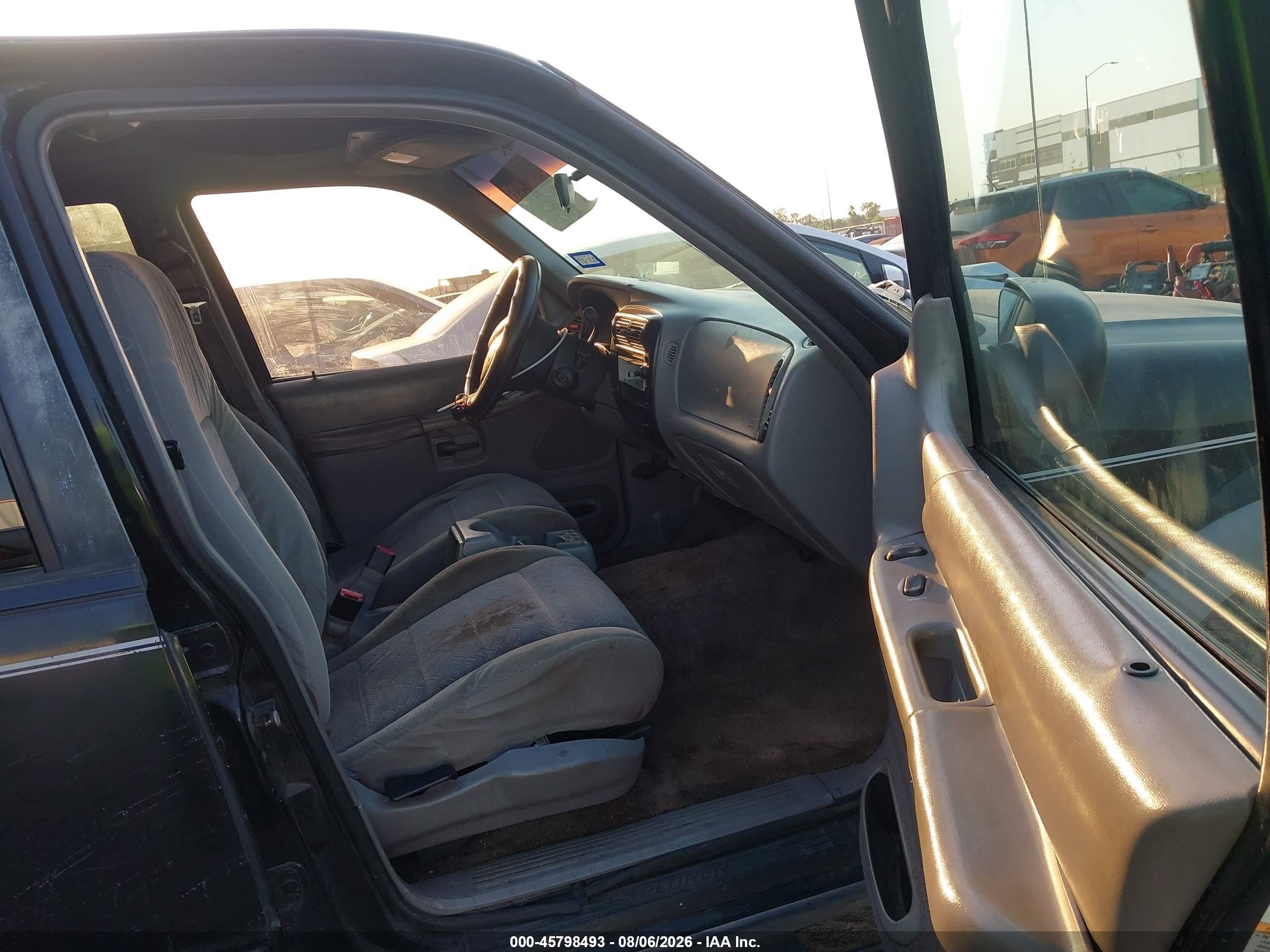 1999 Ford Explorer Xl/xlt Черный vin: 1FMDU32X5XZB05121