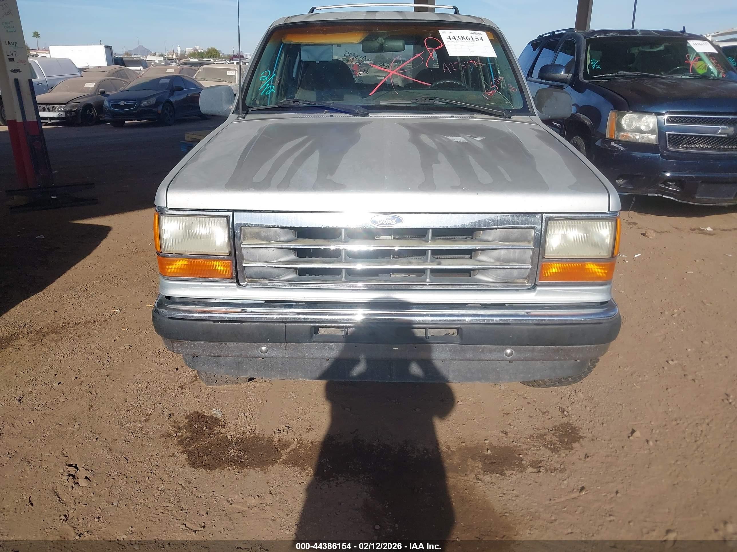 1994 Ford Explorer   Серый vin: 1FMDU32X7RUA13475