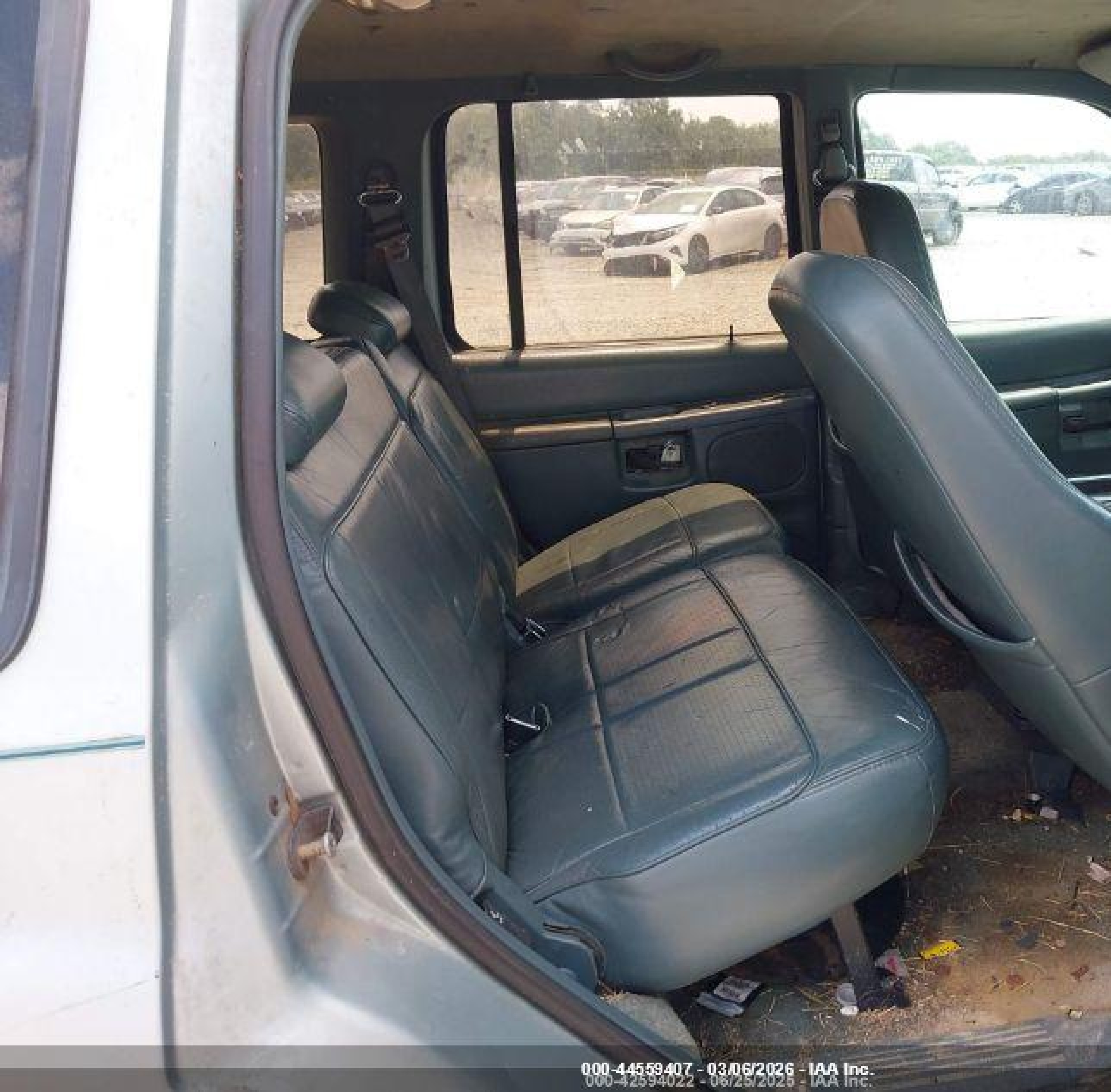 1996 Ford Explorer   Light Blue vin: 1FMDU32X7TZA40766