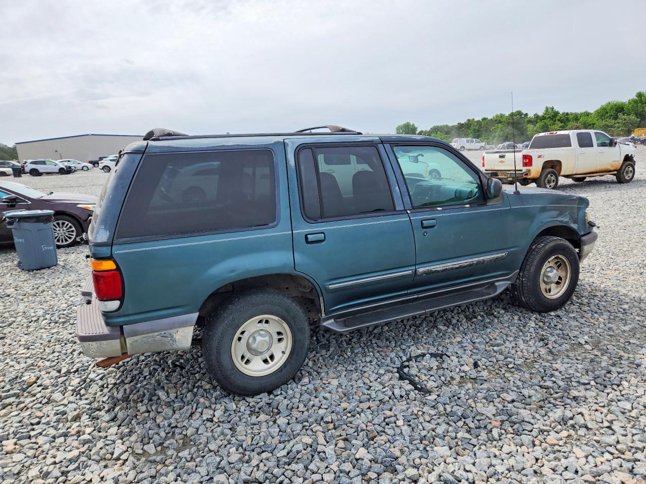 1997 Ford Explorer Зеленый vin: 1FMDU32X8VUC21519