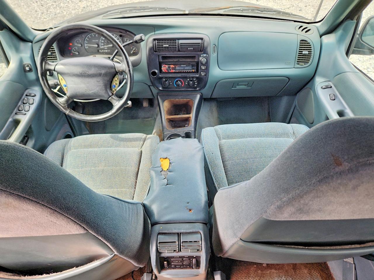 1997 Ford Explorer Зеленый vin: 1FMDU32X8VUC21519