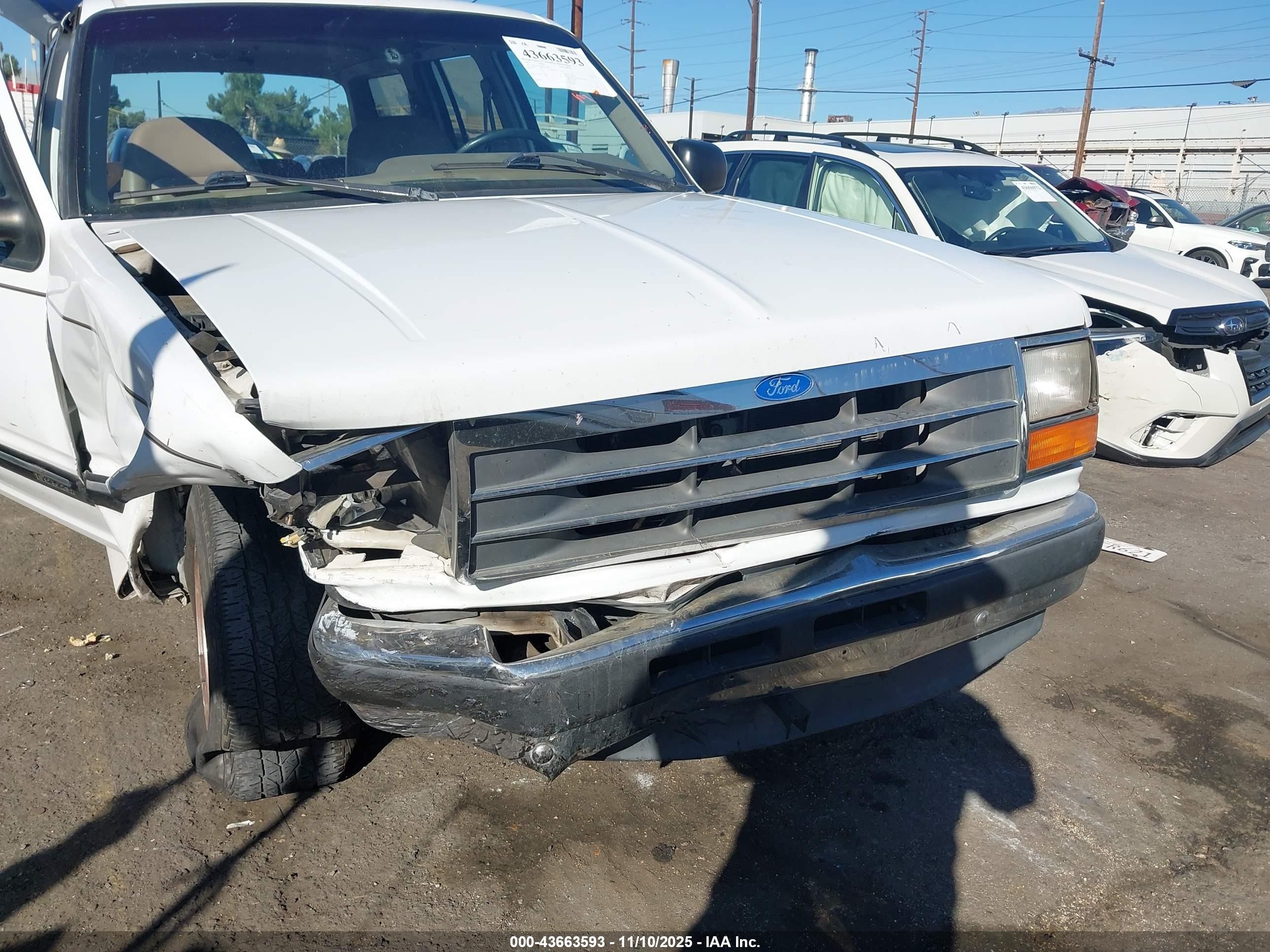 1994 Ford Explorer   White vin: 1FMDU32X9RUE24487