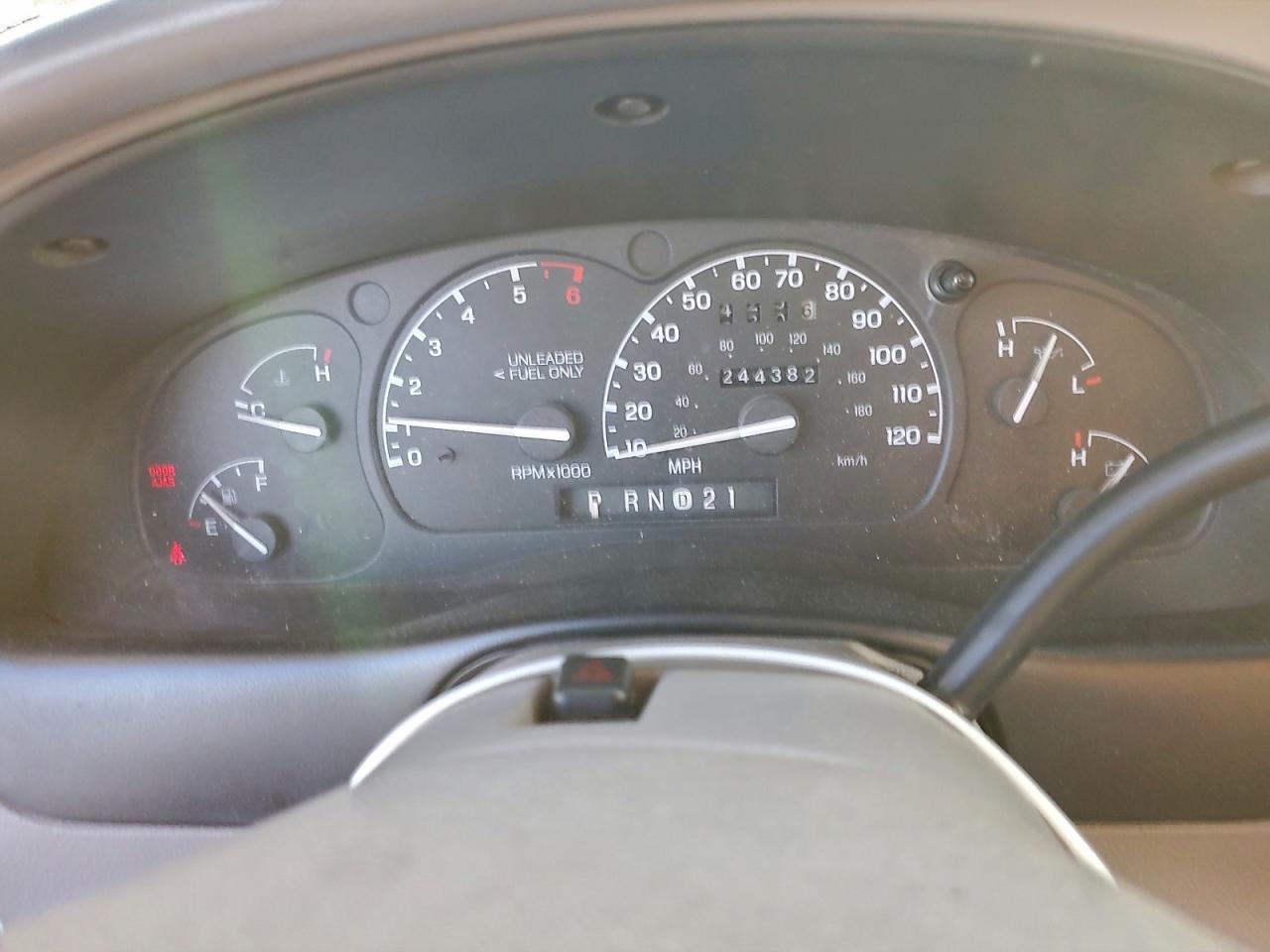 1995 Ford Explorer White vin: 1FMDU32XXSZB61127