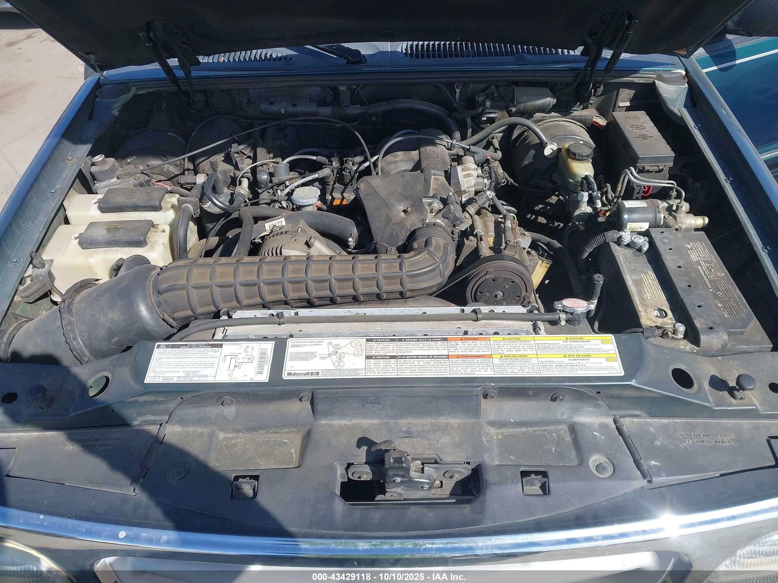 1996 Ford Explorer   Зеленый vin: 1FMDU32XXTUD85108