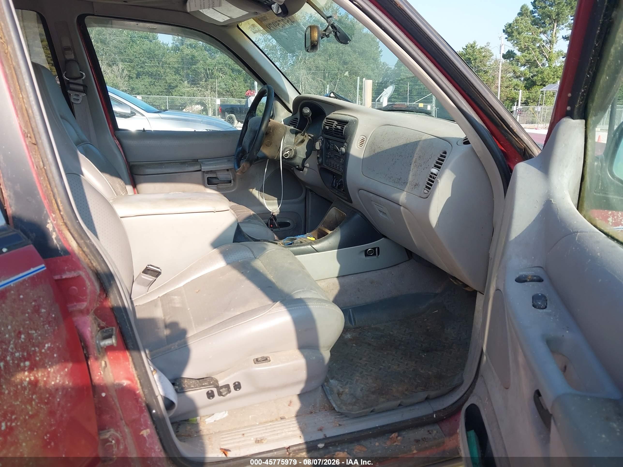 1997 Ford Explorer Eddie Bauer/limited/xl/xlt Red vin: 1FMDU34E2VZB12858