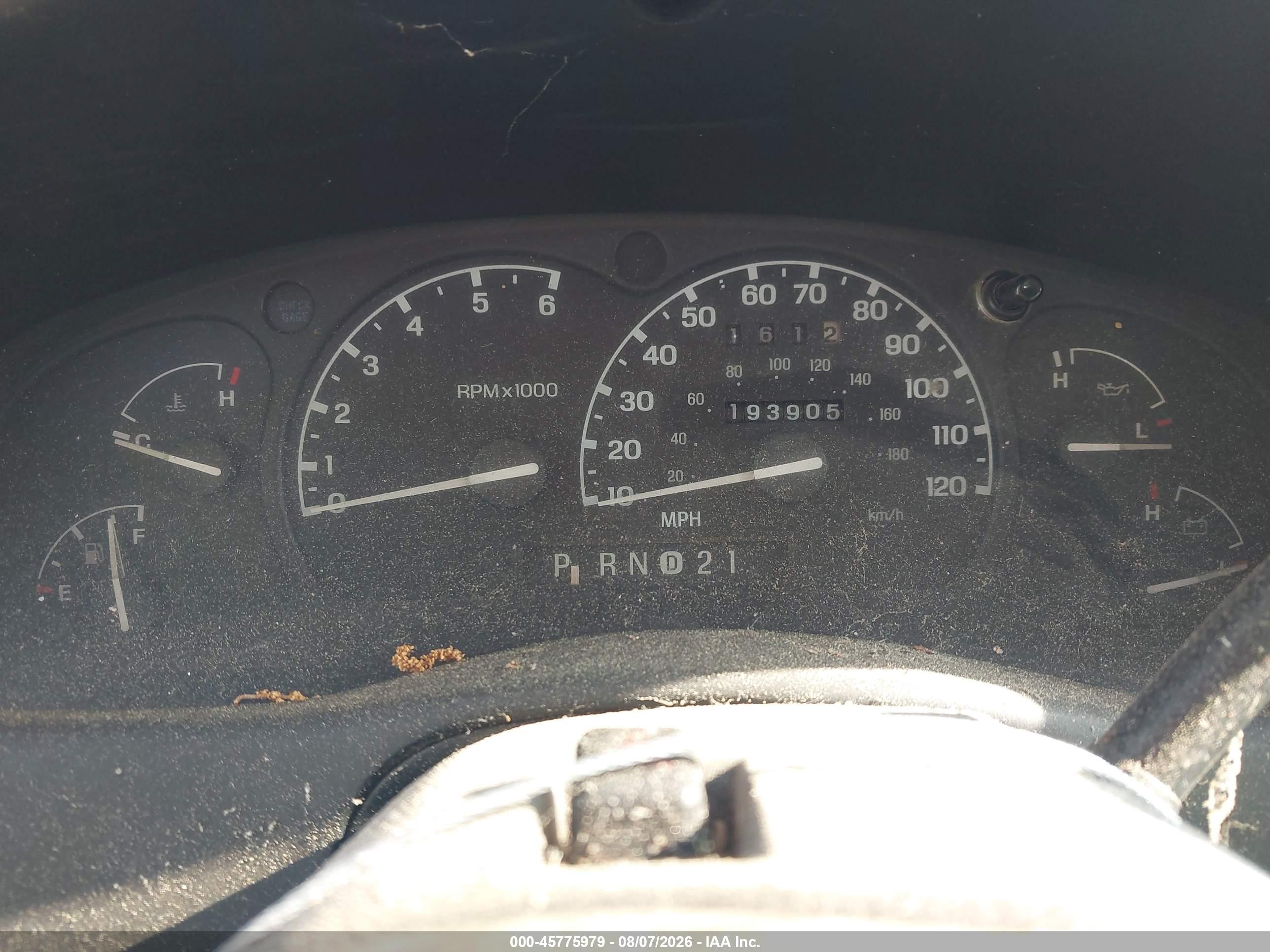1997 Ford Explorer Eddie Bauer/limited/xl/xlt Red vin: 1FMDU34E2VZB12858