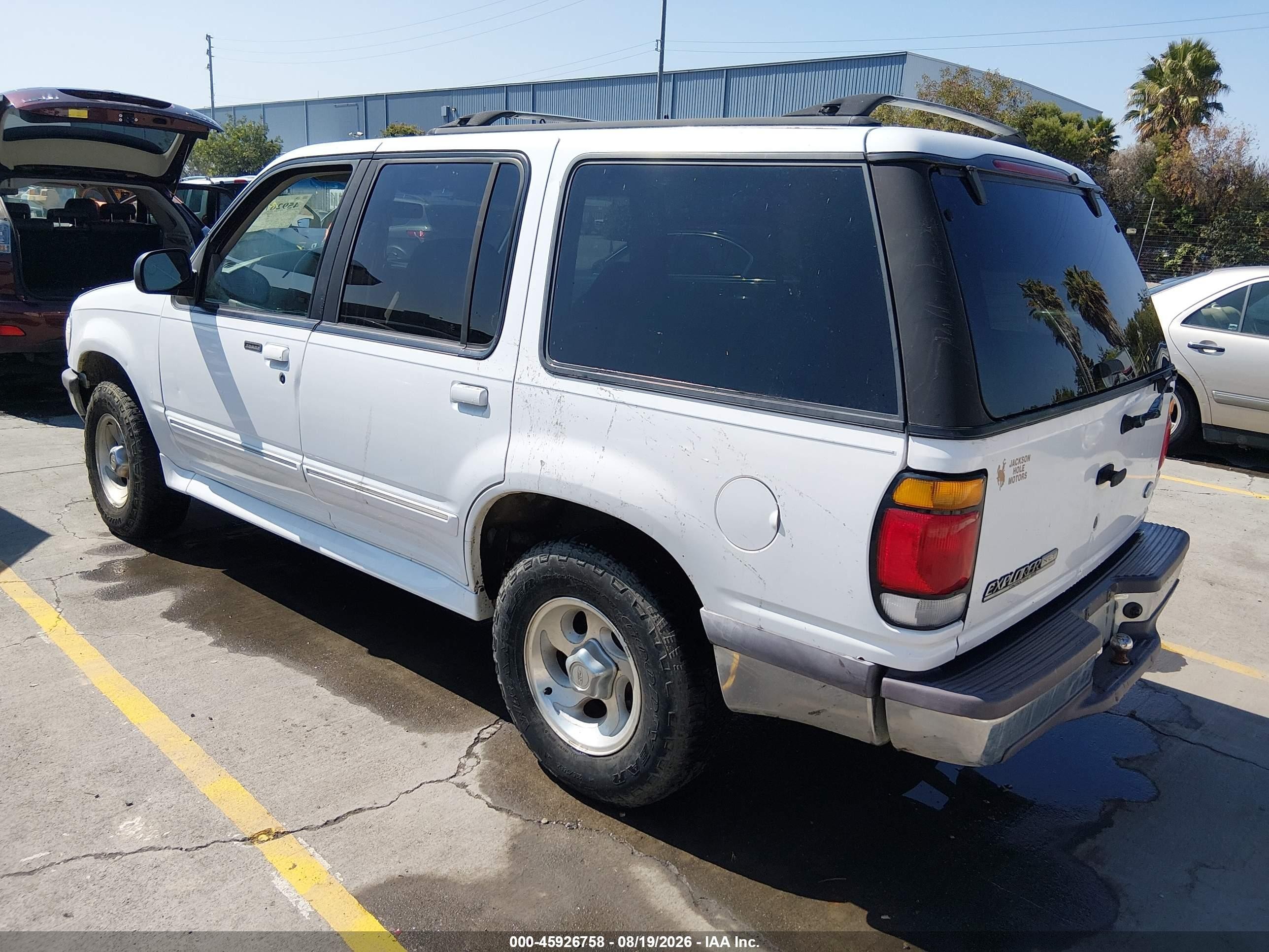 1997 Ford Explorer Eddie Bauer/limited/xl/xlt White vin: 1FMDU34E2VZB82148