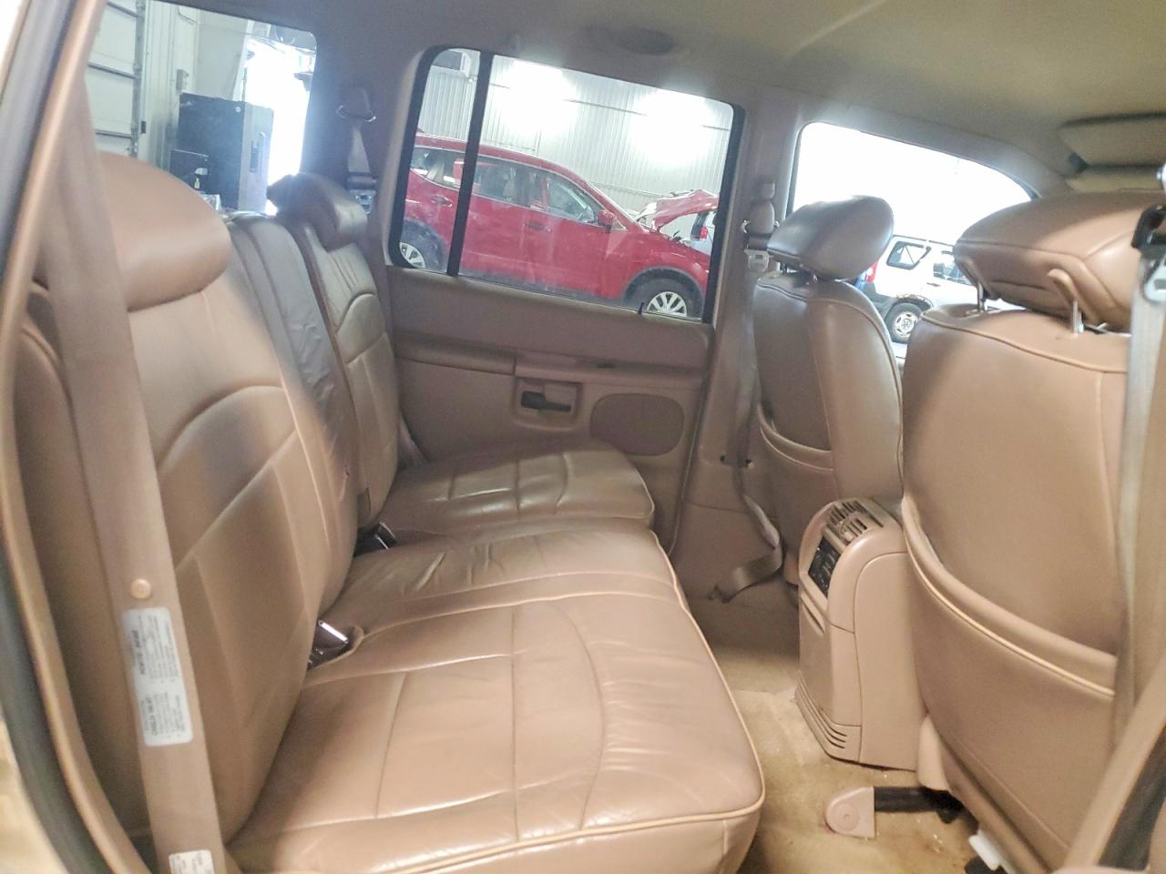 1997 Ford Explorer Cream vin: 1FMDU34E3VZB62443