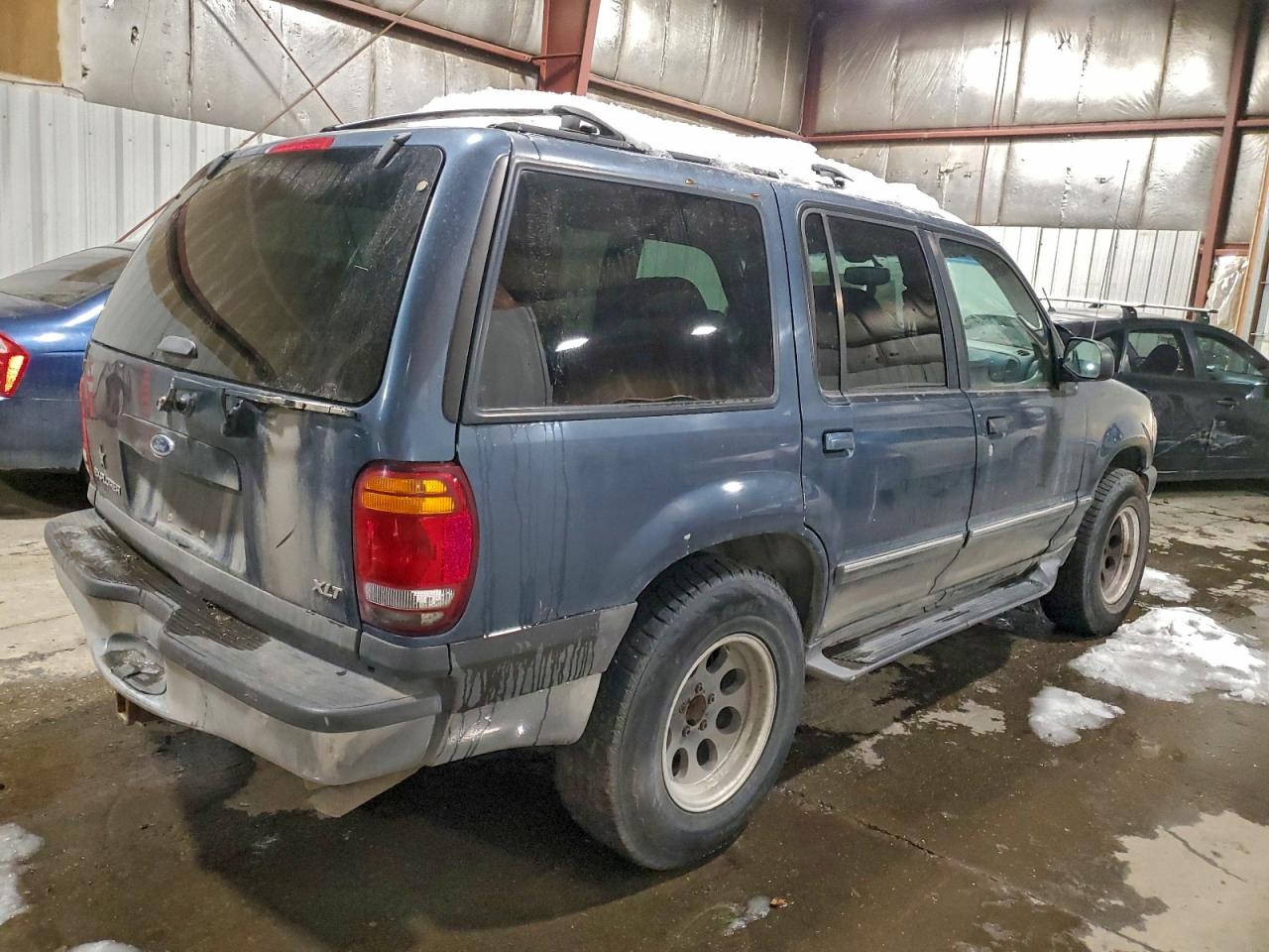1999 Ford Explorer Blue vin: 1FMDU34E4XZA43089