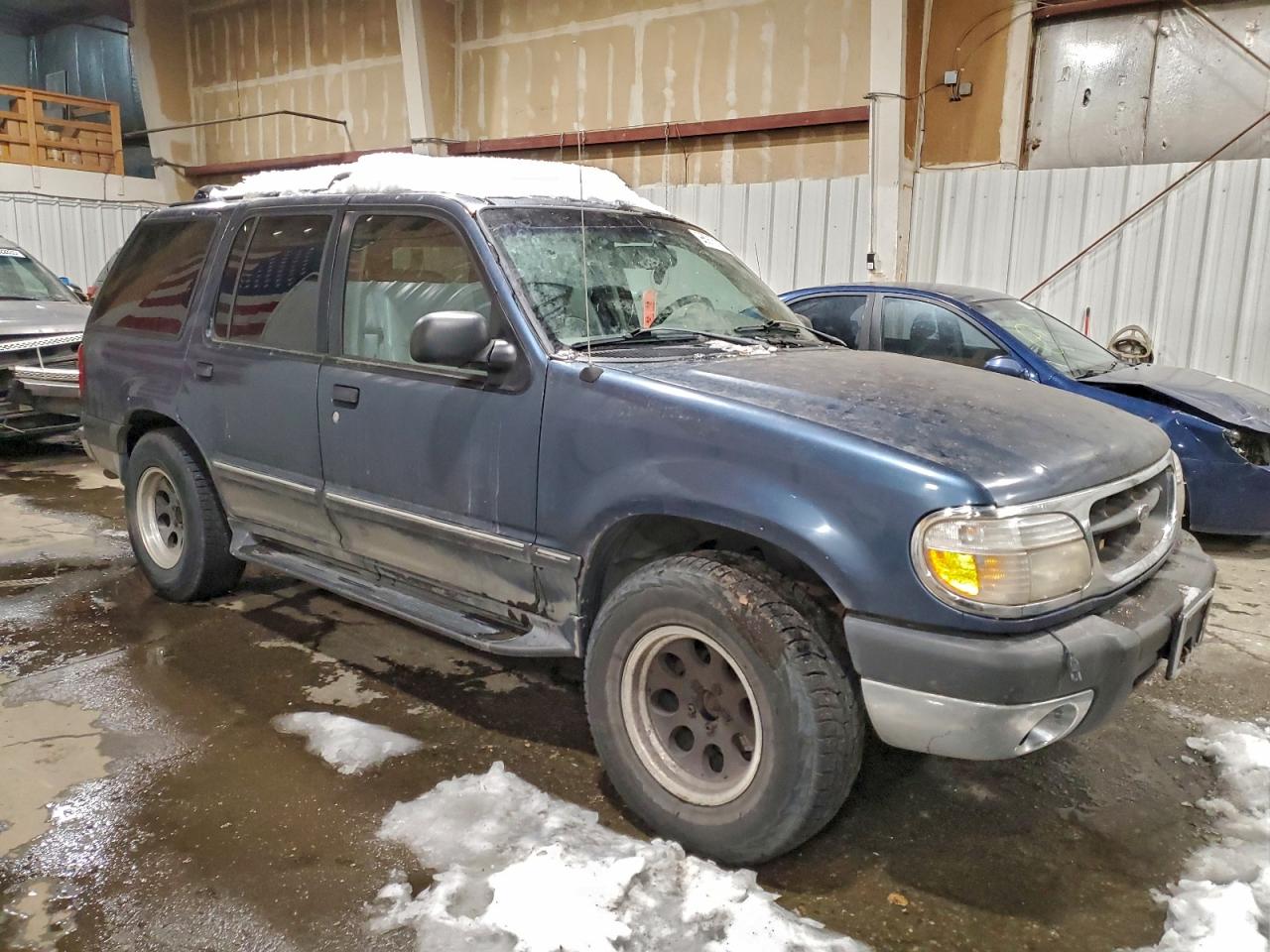 1999 Ford Explorer Blue vin: 1FMDU34E4XZA43089