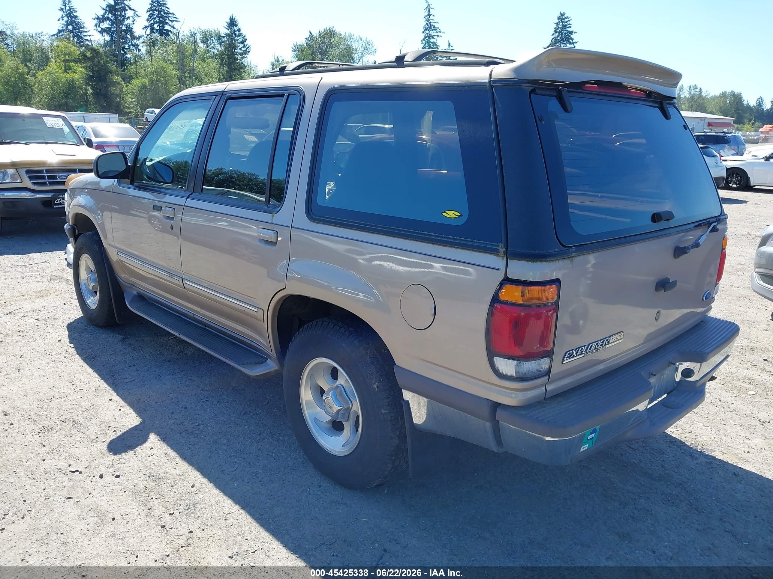 1997 Ford Explorer   Brown vin: 1FMDU34E9VUB58572