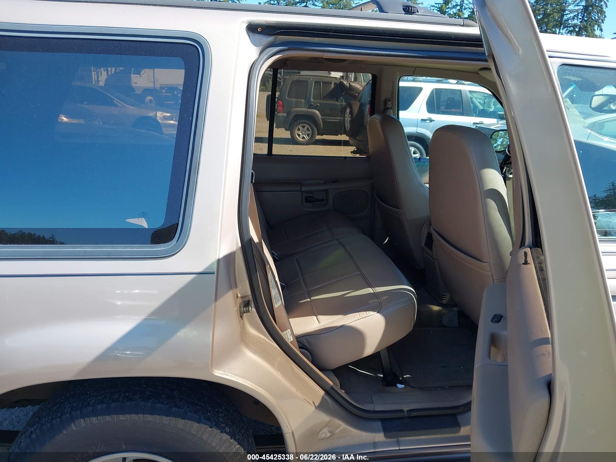 1997 Ford Explorer   Brown vin: 1FMDU34E9VUB58572