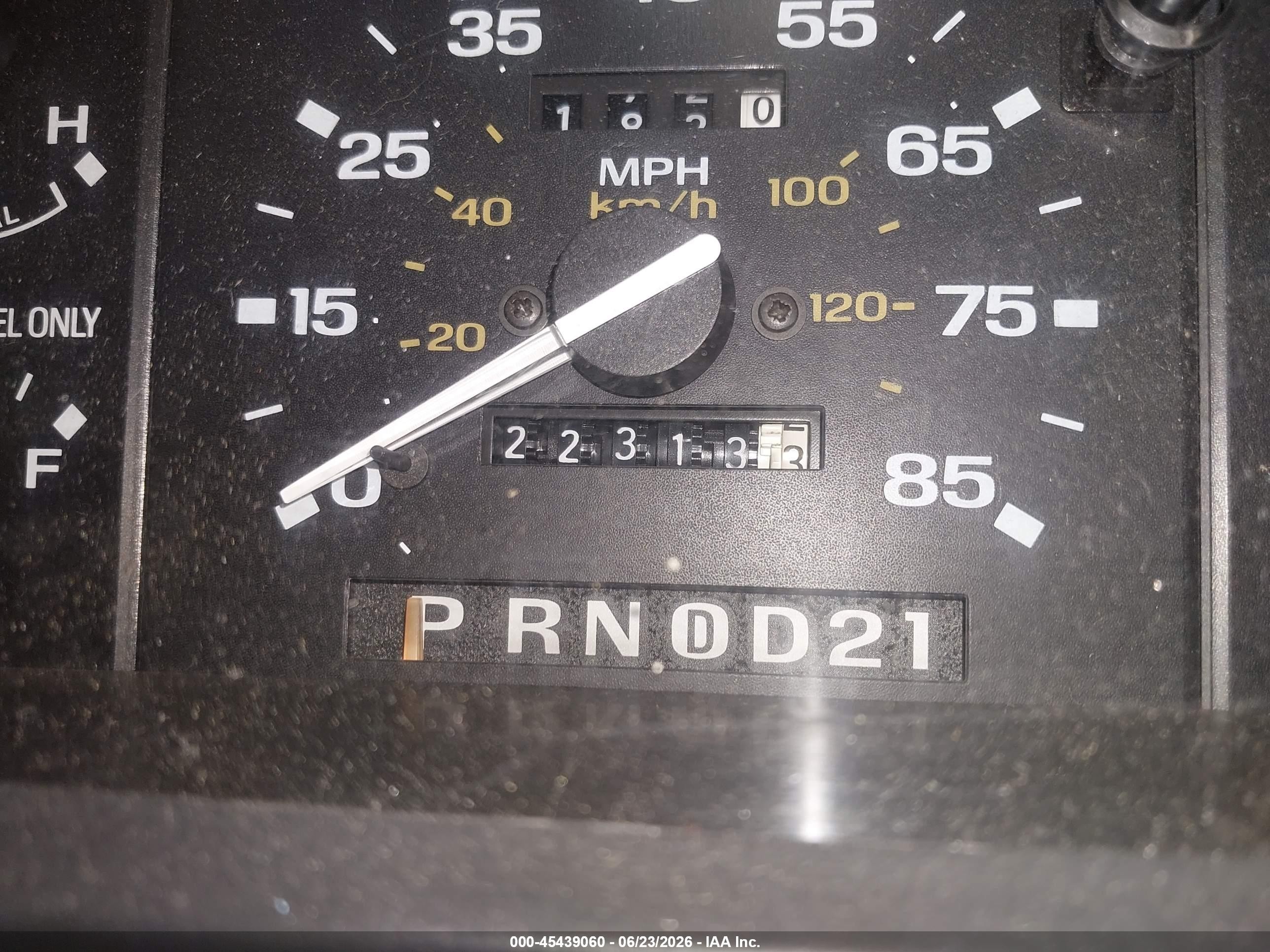 1992 Ford Explorer   Blue vin: 1FMDU34X0NUD94805