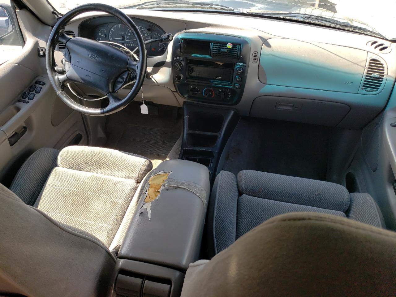 1995 Ford Explorer Green vin: 1FMDU34X1SZB28529