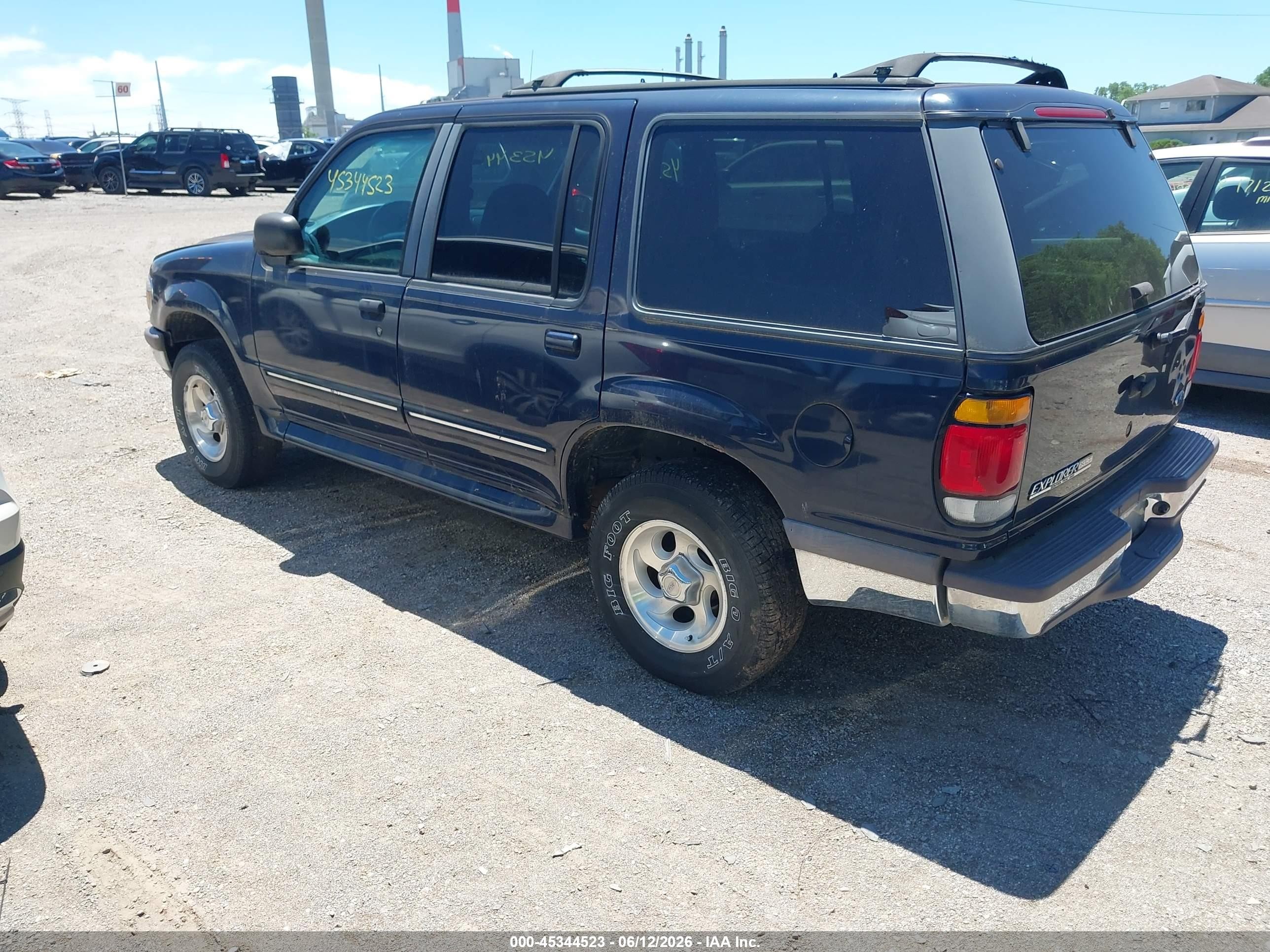 1997 Ford Explorer Eddie Bauer/limited/xl/xlt Blue vin: 1FMDU34X1VUD09924