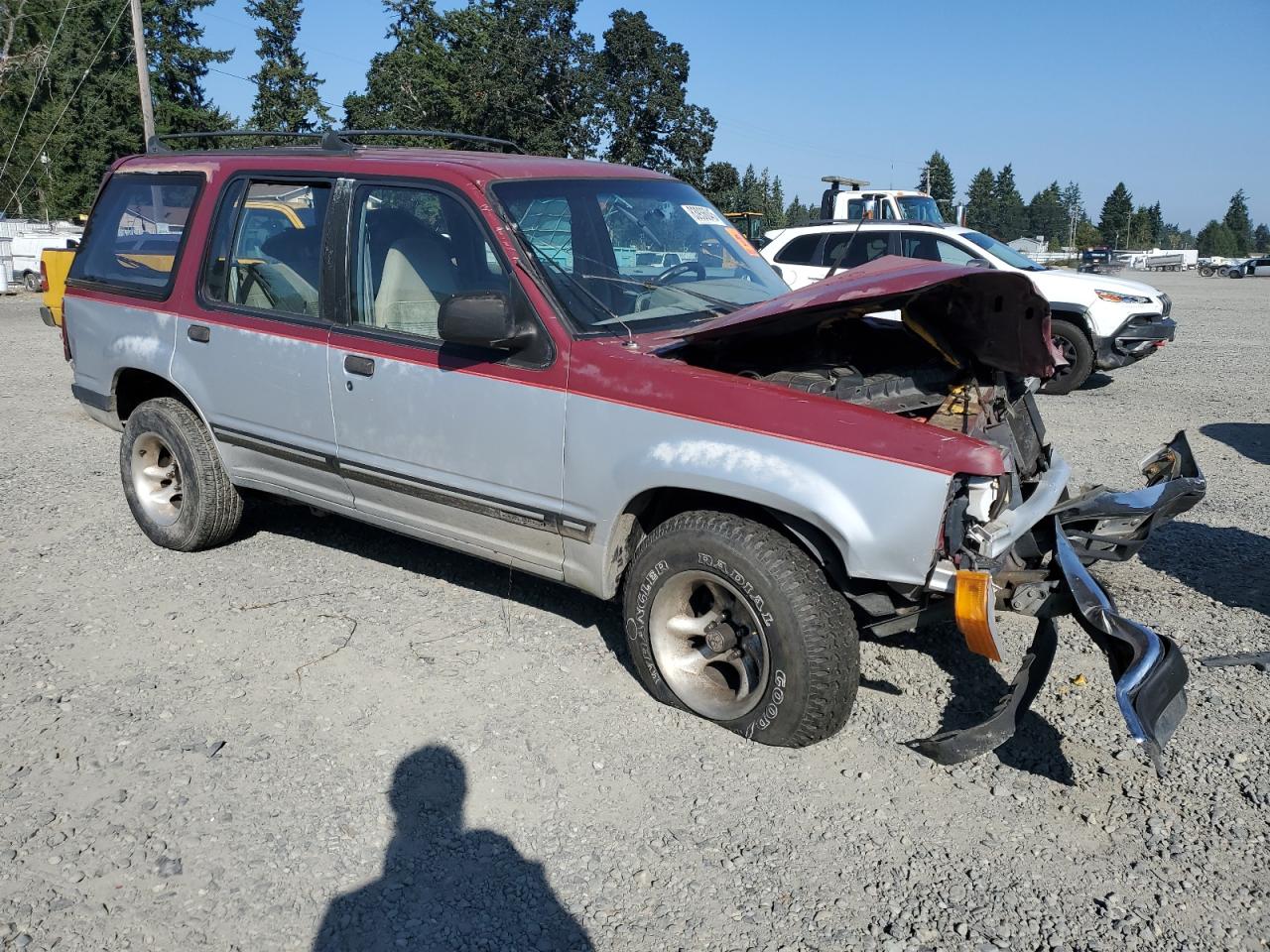 1991 Ford Explorer Двухцветный vin: 1FMDU34X2MUA07525