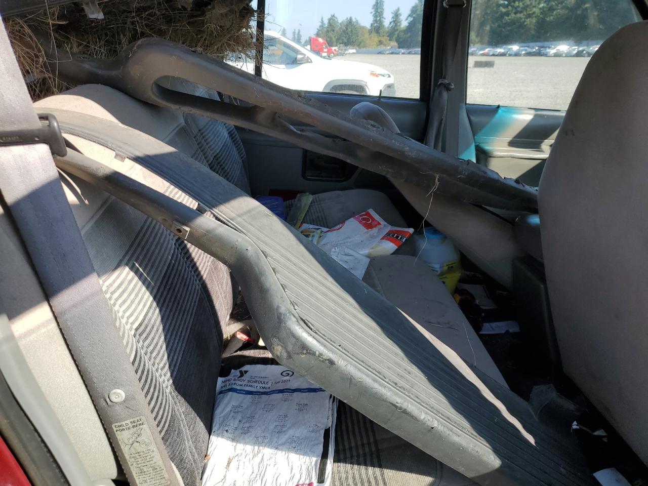 1991 Ford Explorer Двухцветный vin: 1FMDU34X2MUA07525