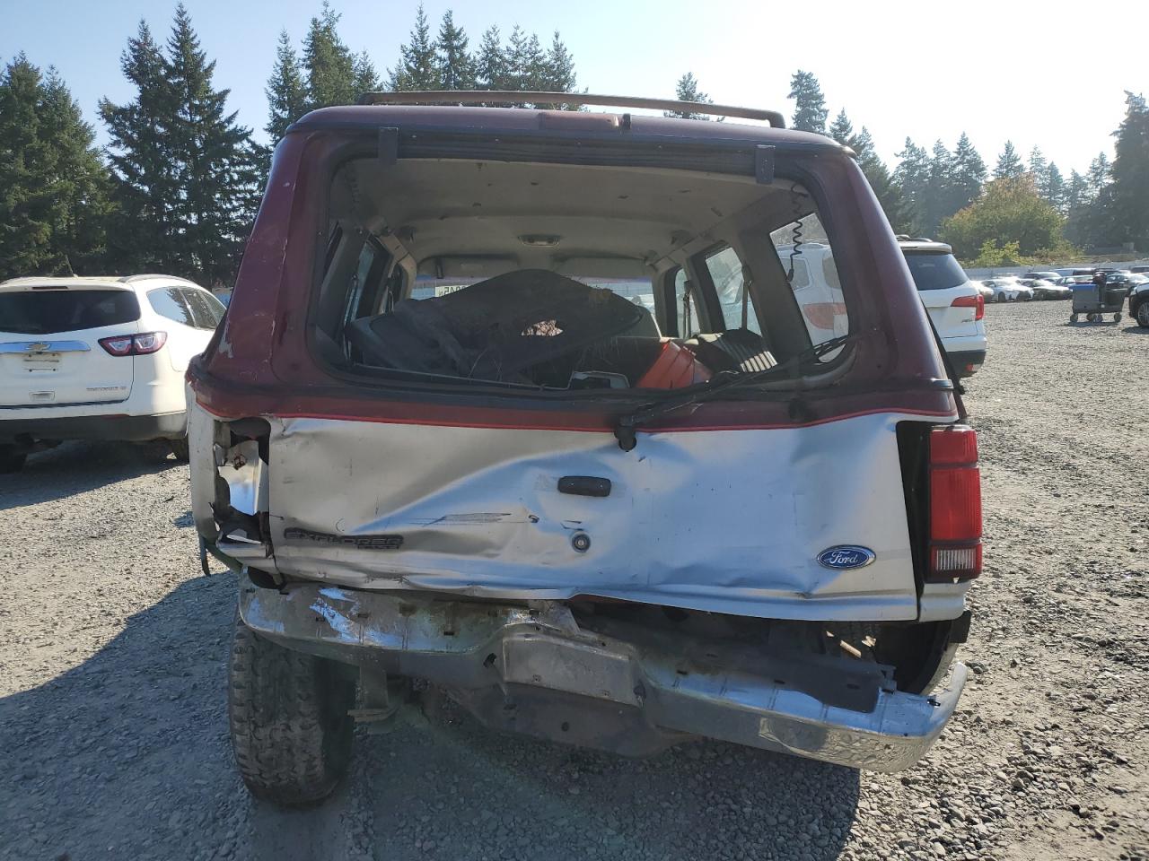 1991 Ford Explorer Двухцветный vin: 1FMDU34X2MUA07525