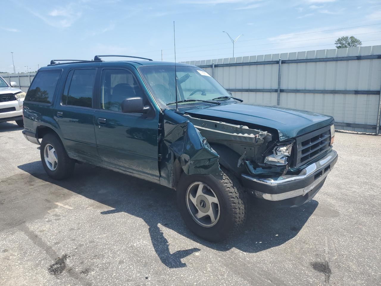 1994 Ford Explorer Green vin: 1FMDU34X2RUC76793