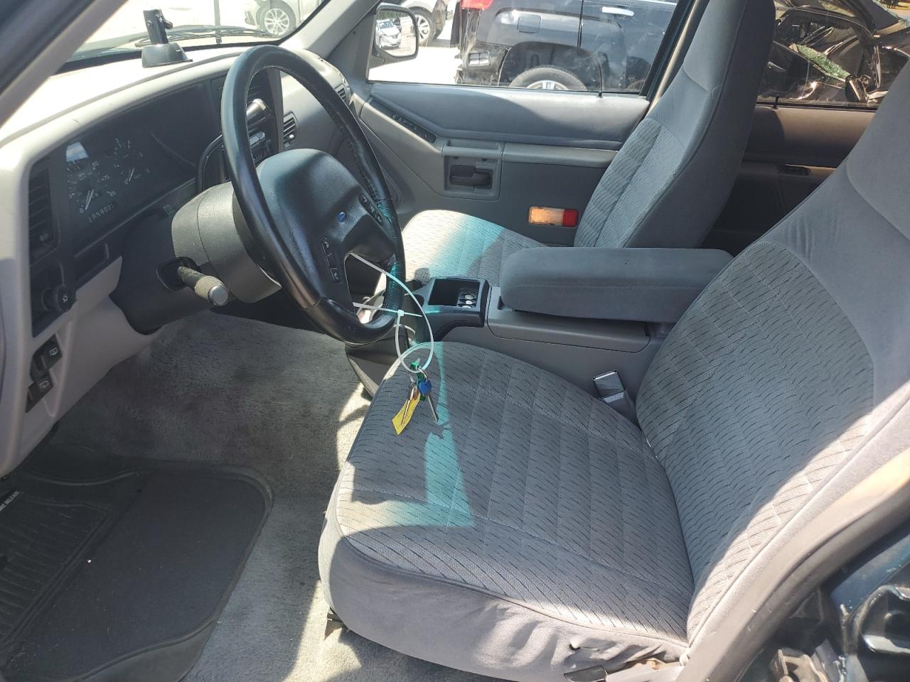 1994 Ford Explorer Green vin: 1FMDU34X2RUC76793