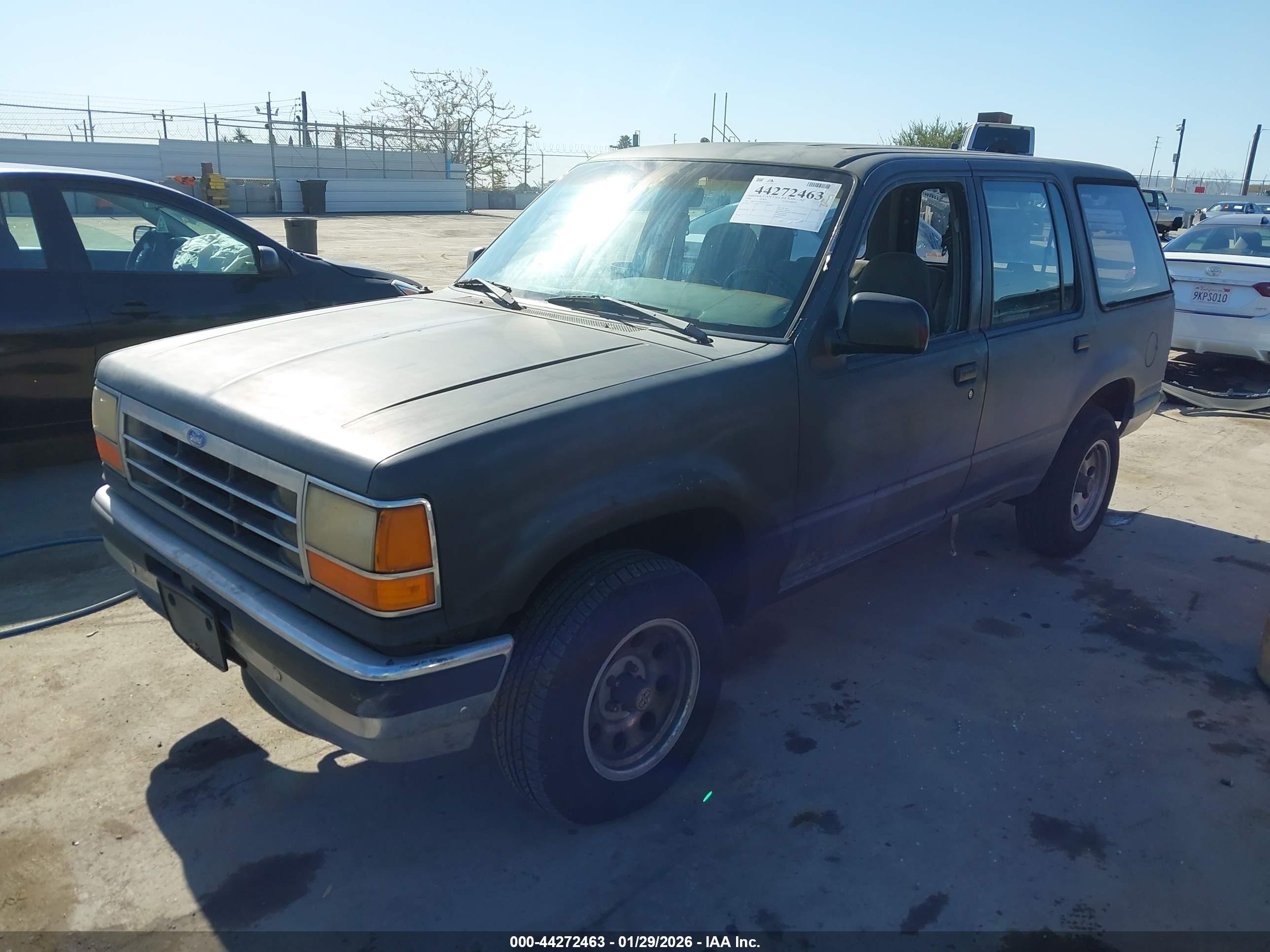 1991 Ford Explorer   Gray vin: 1FMDU34X3MUB67297