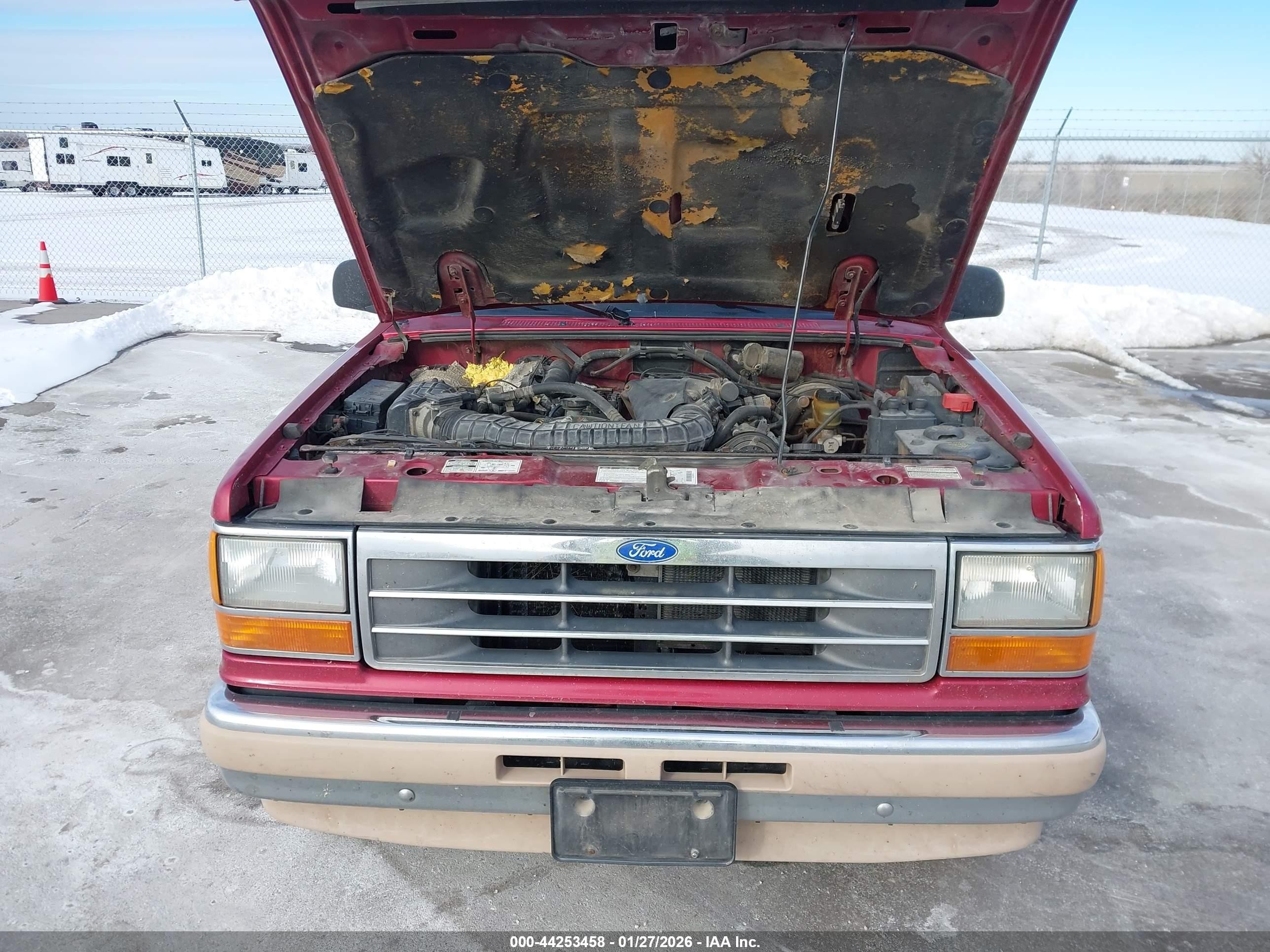1994 Ford Explorer   Red vin: 1FMDU34X3RUA69412