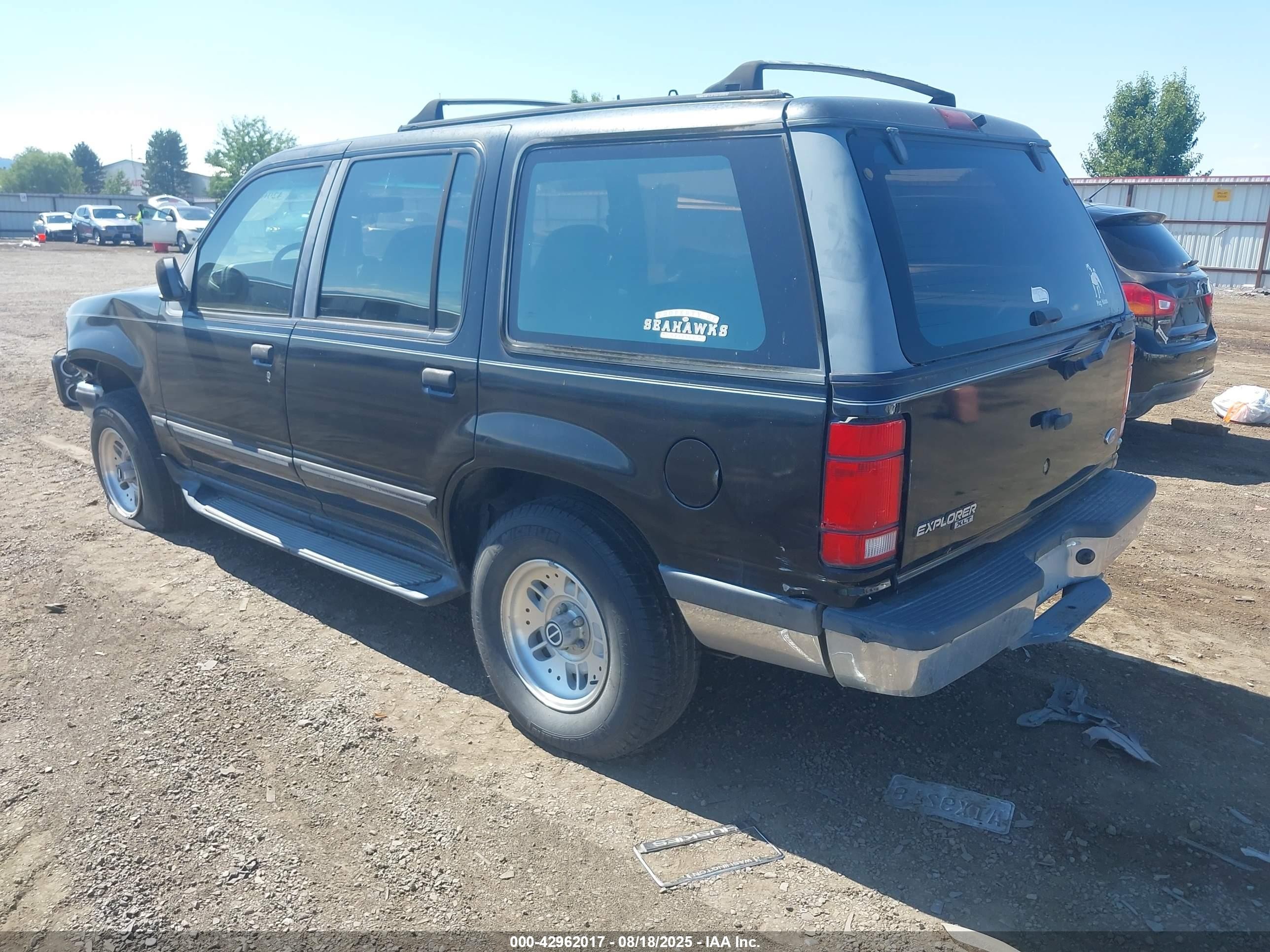 1994 Ford Explorer   Black vin: 1FMDU34X3RUB56176