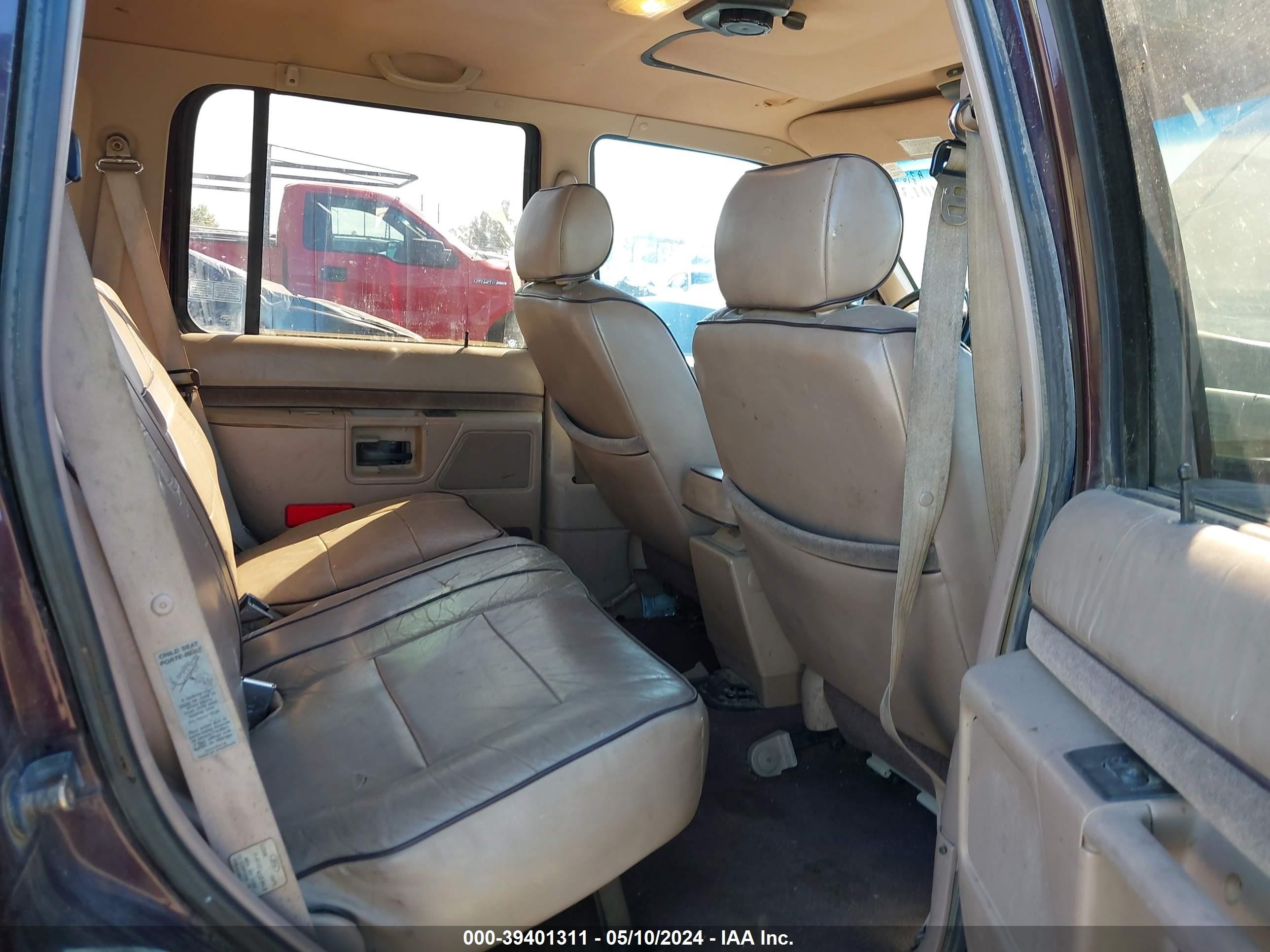 1994 Ford Explorer   Maroon vin: 1FMDU34X3RUE74069