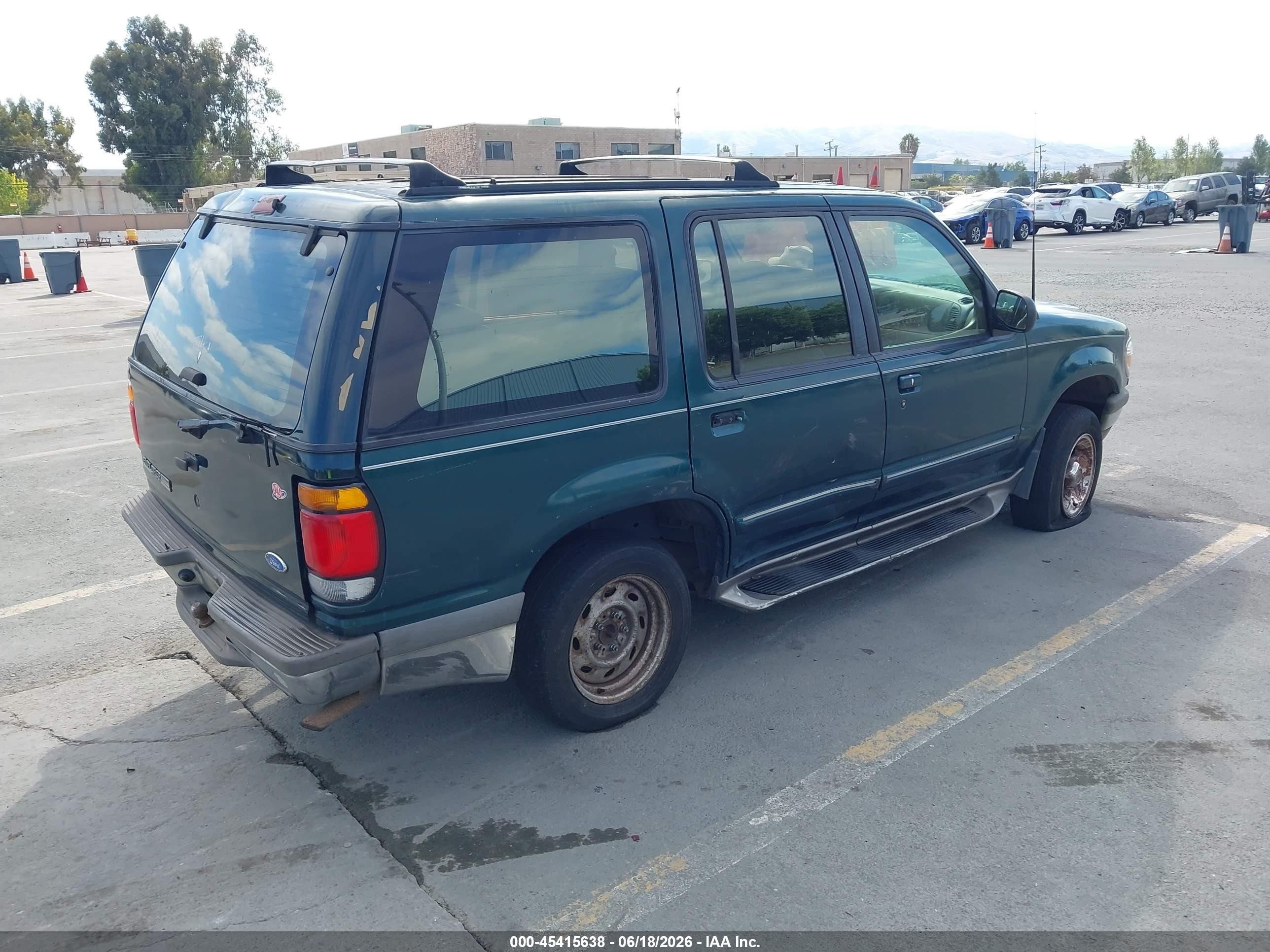 1995 Ford Explorer   Green vin: 1FMDU34X3SUB50609