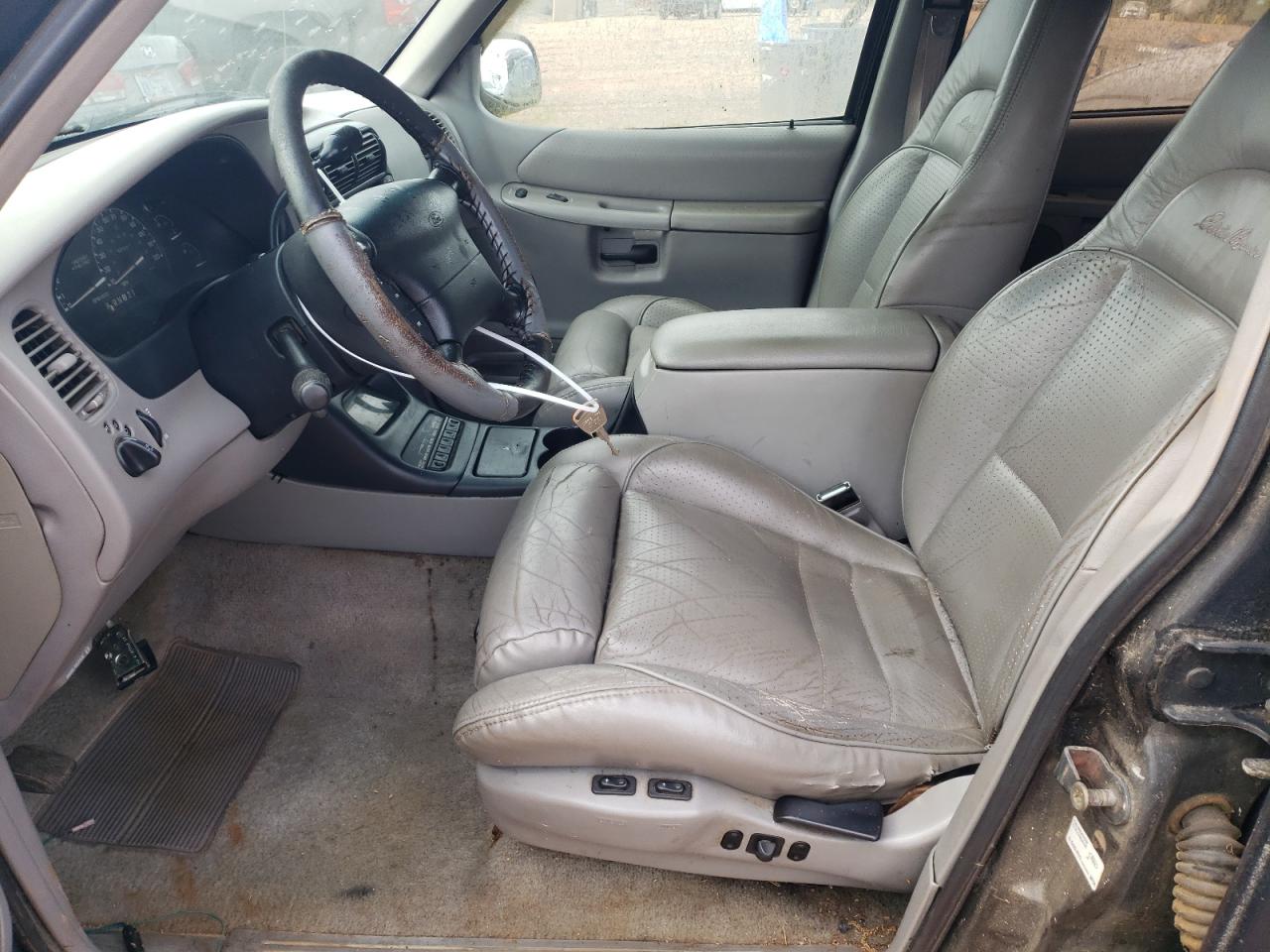 Price & History 1995 Ford Explorer 4.0l 6 vin: 1FMDU34X3SZB92345