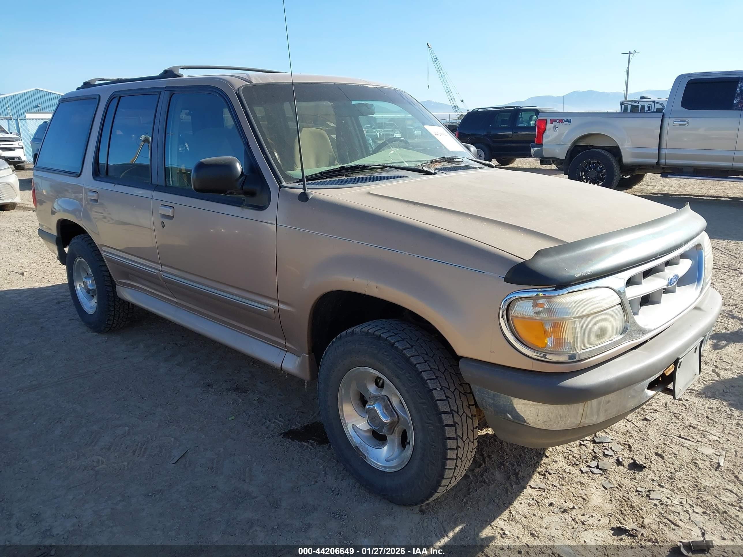 1996 Ford Explorer   Gold vin: 1FMDU34X3TUA04874