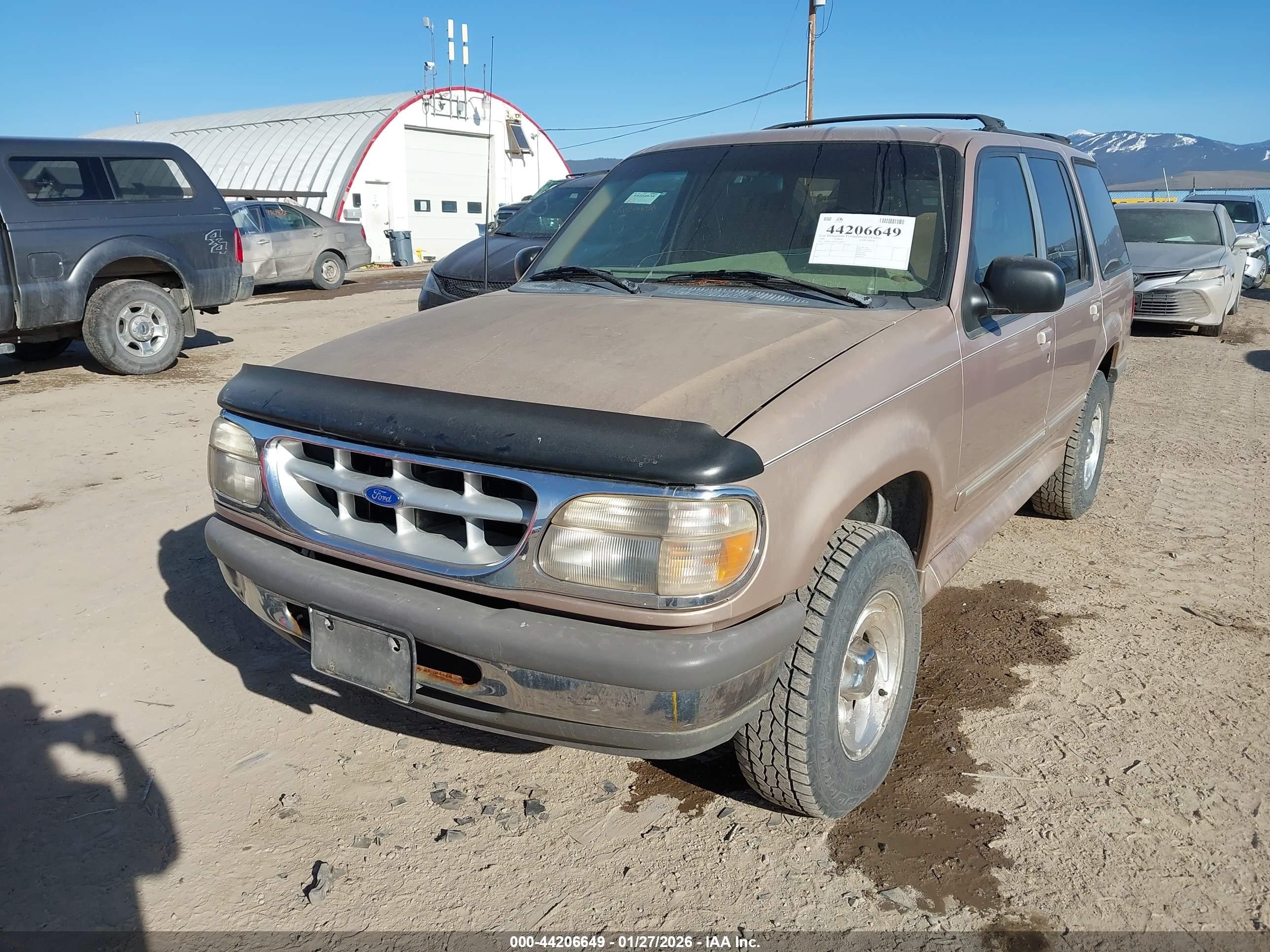 1996 Ford Explorer   Gold vin: 1FMDU34X3TUA04874