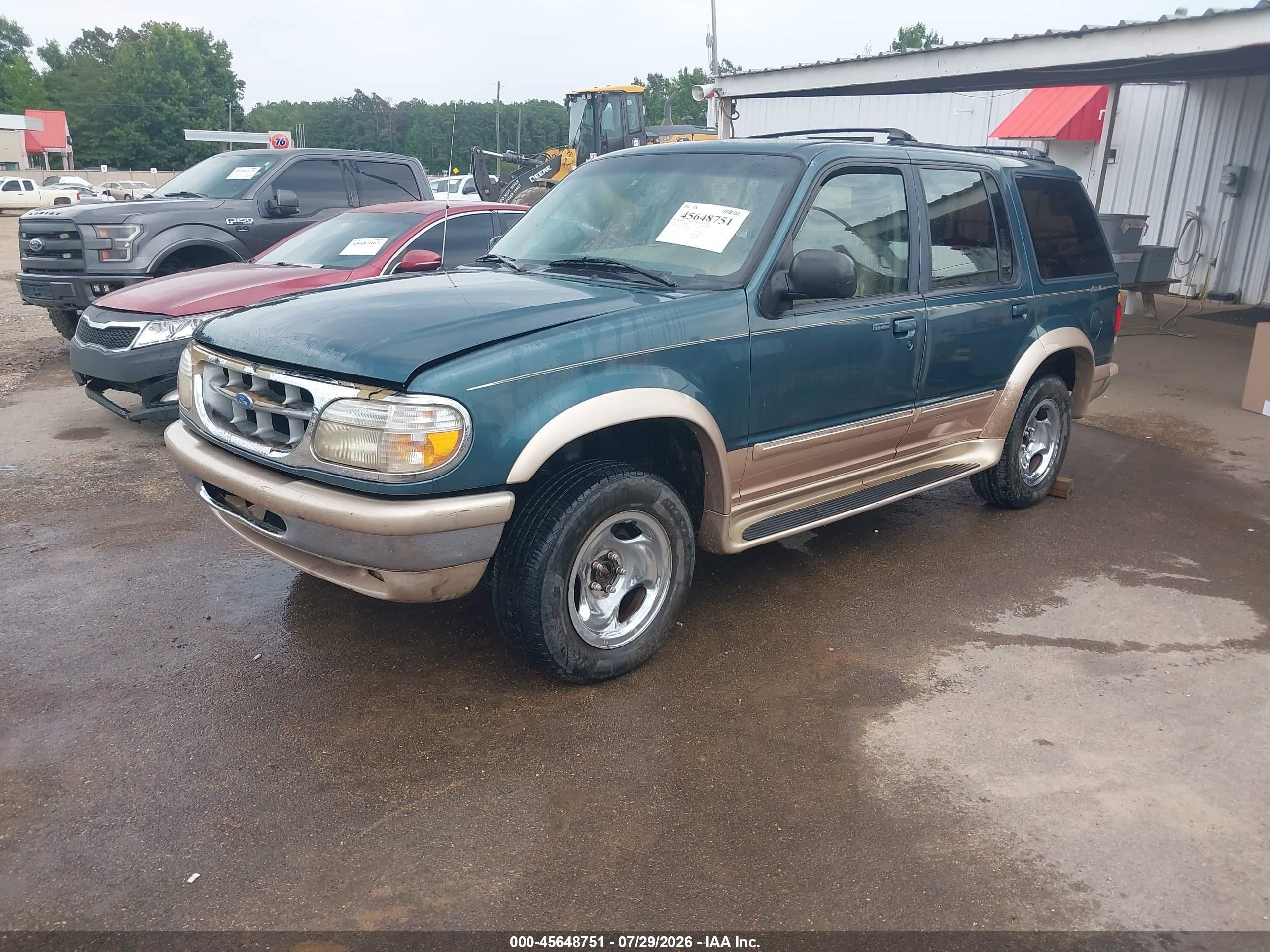 1996 Ford Explorer   Green vin: 1FMDU34X3TUD45885