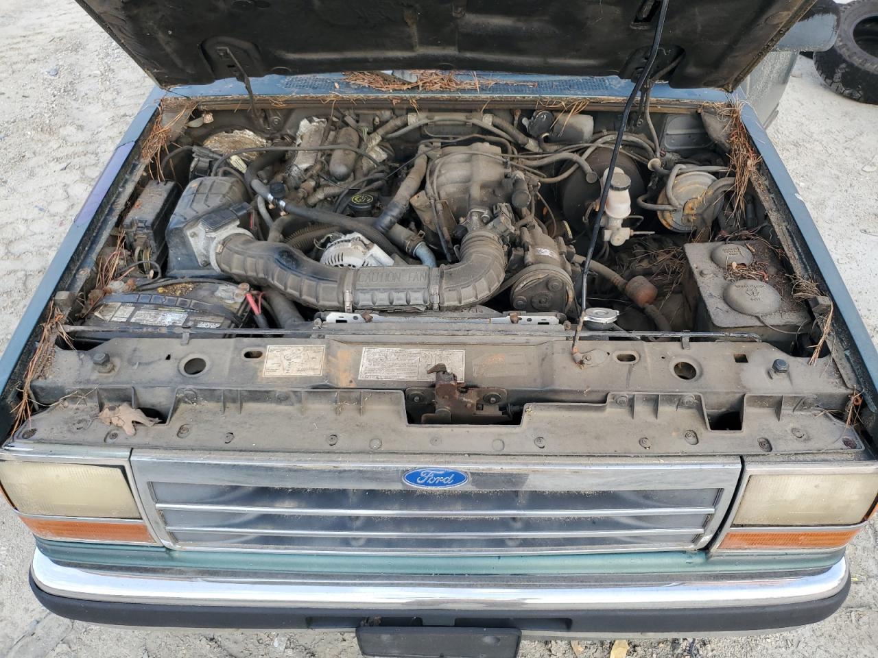 1991 Ford Explorer    Зеленый vin: 1FMDU34X4MUD75057