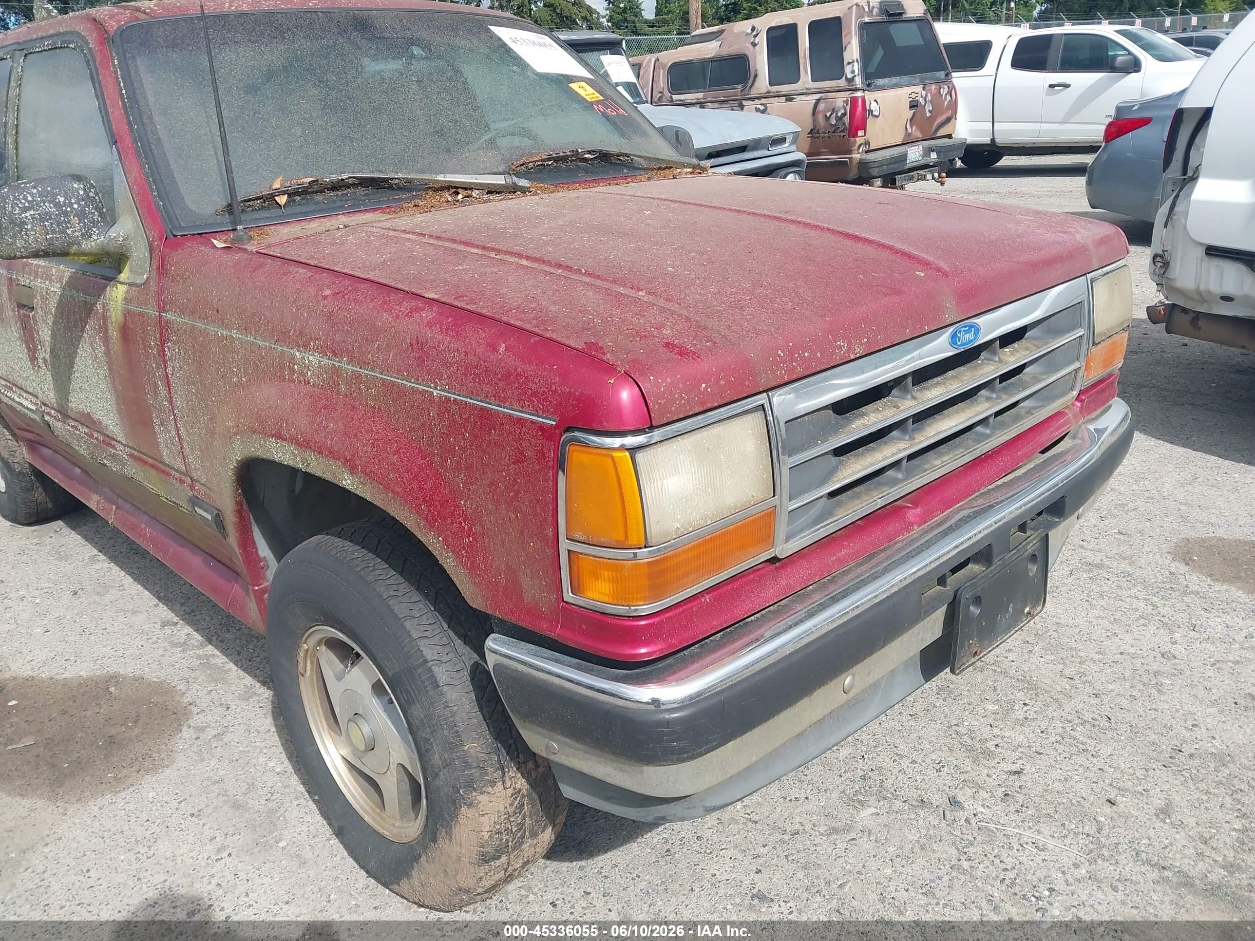 1994 Ford Explorer   Red vin: 1FMDU34X5RUA87555