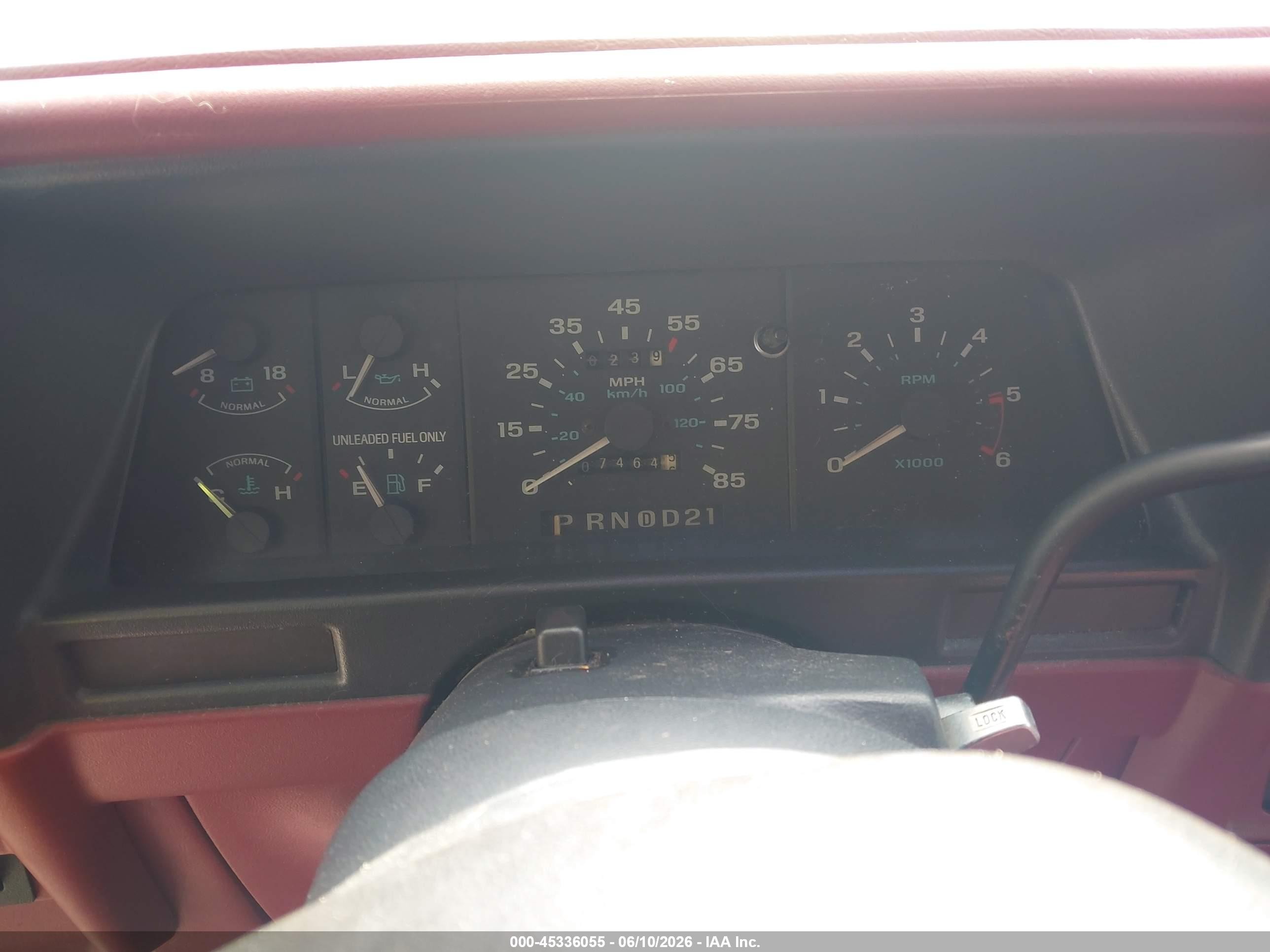 1994 Ford Explorer   Red vin: 1FMDU34X5RUA87555