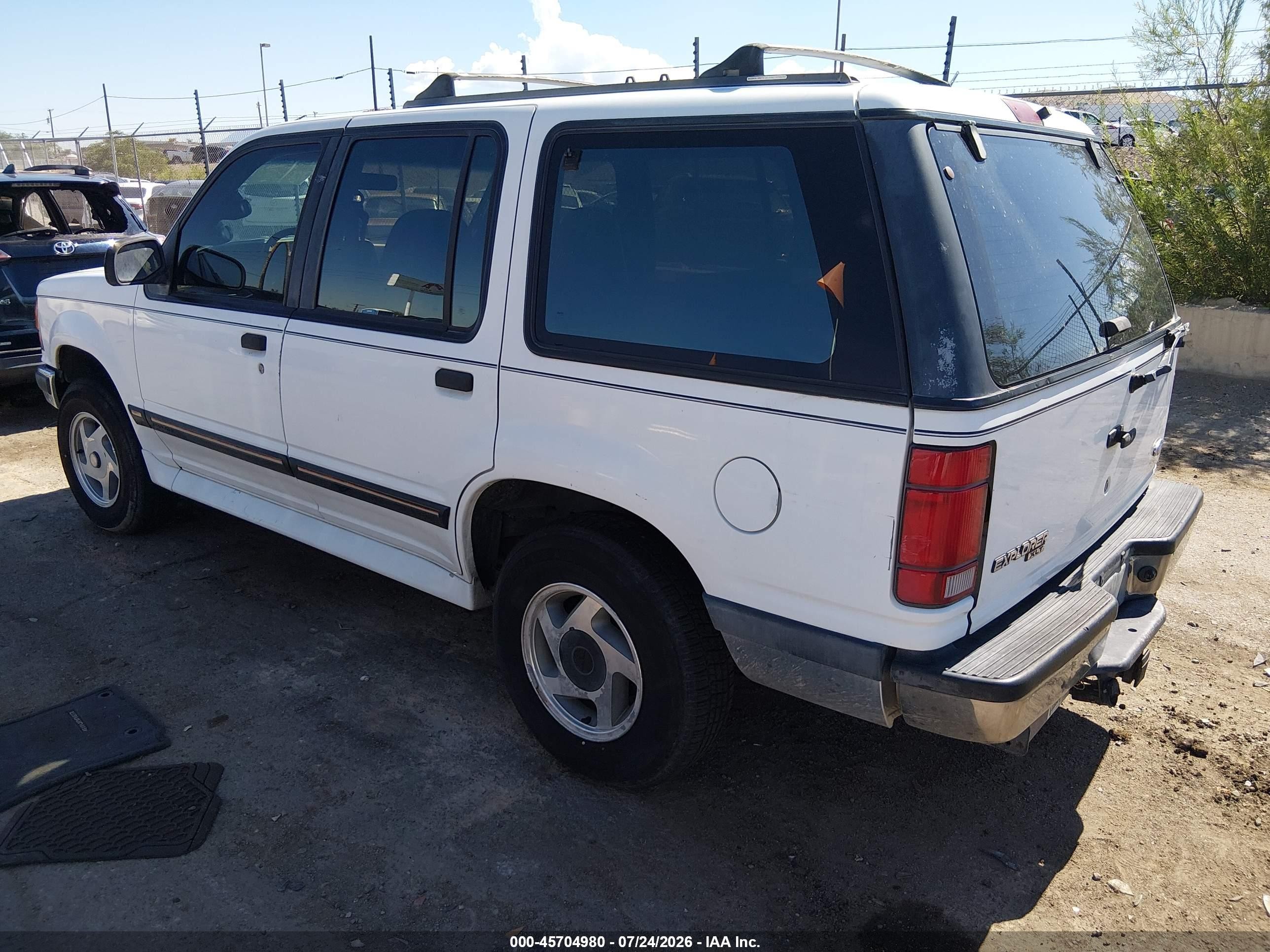 1993 Ford Explorer   White vin: 1FMDU34X6PUA26311