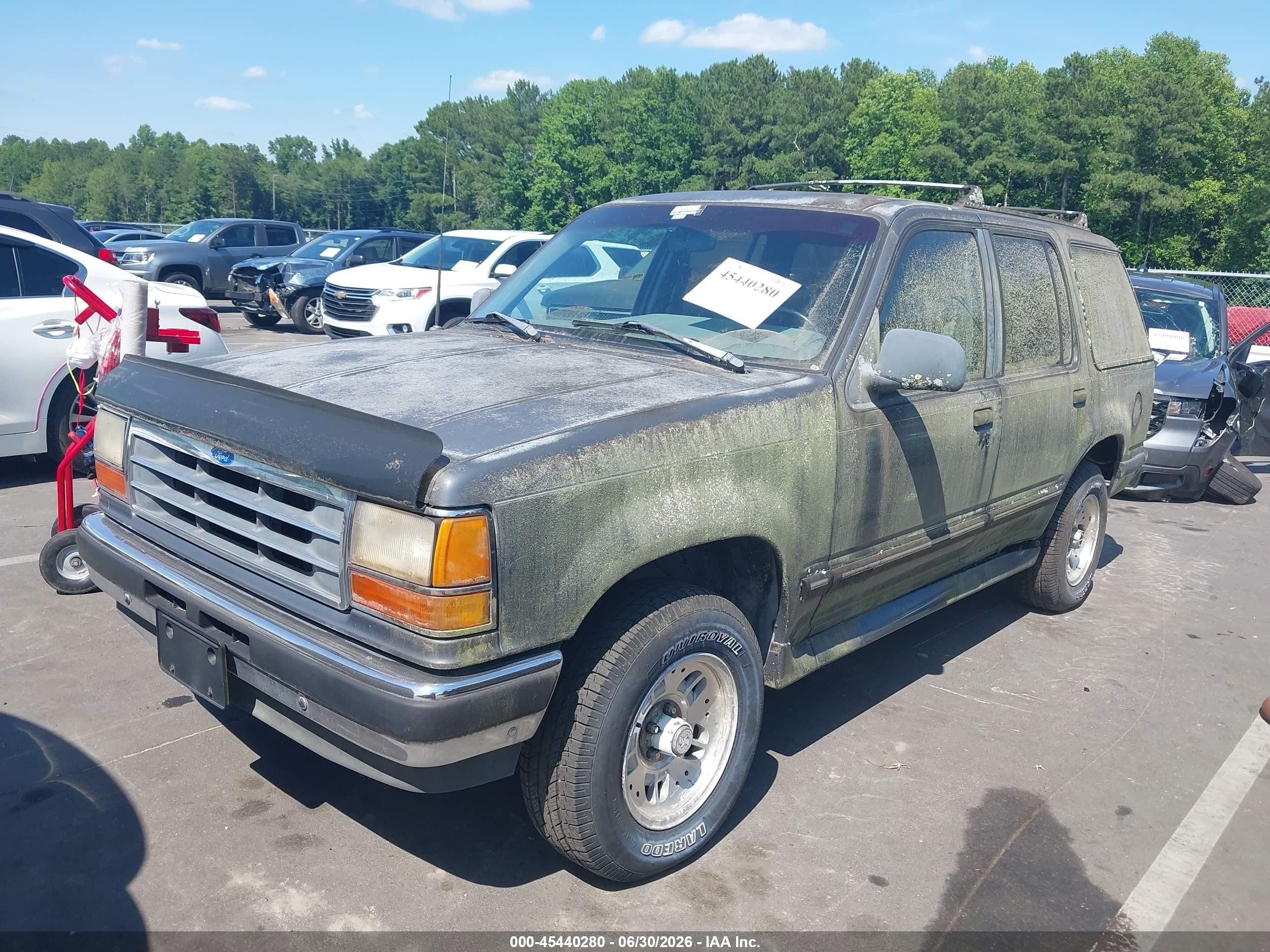 1993 Ford Explorer   Gray vin: 1FMDU34X6PUA93006